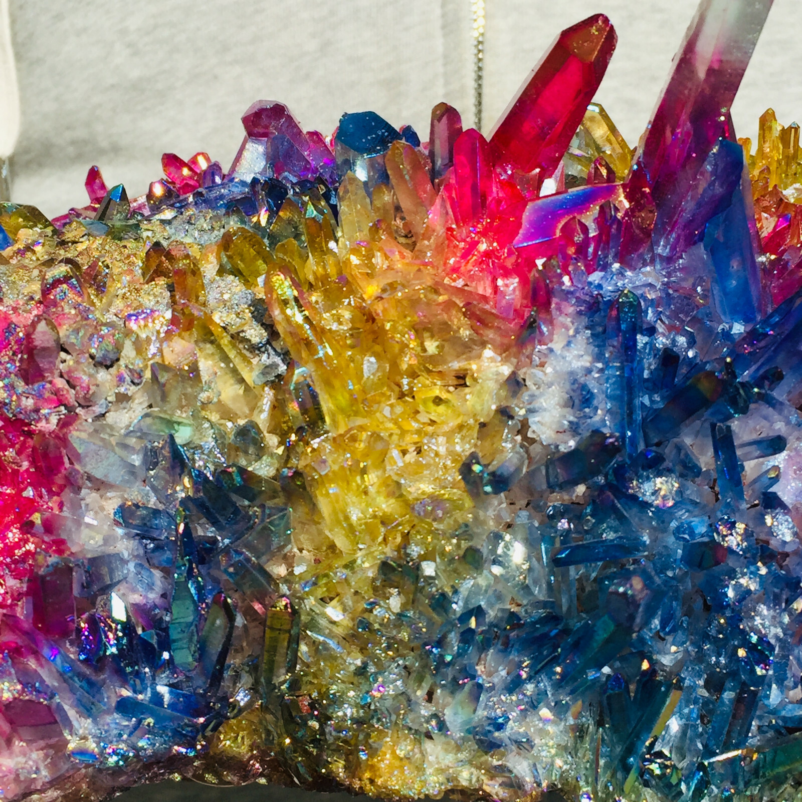 3155g Large Rainbow Aura Quartz Titanium Crystal Cluster Rough Specimen Healing