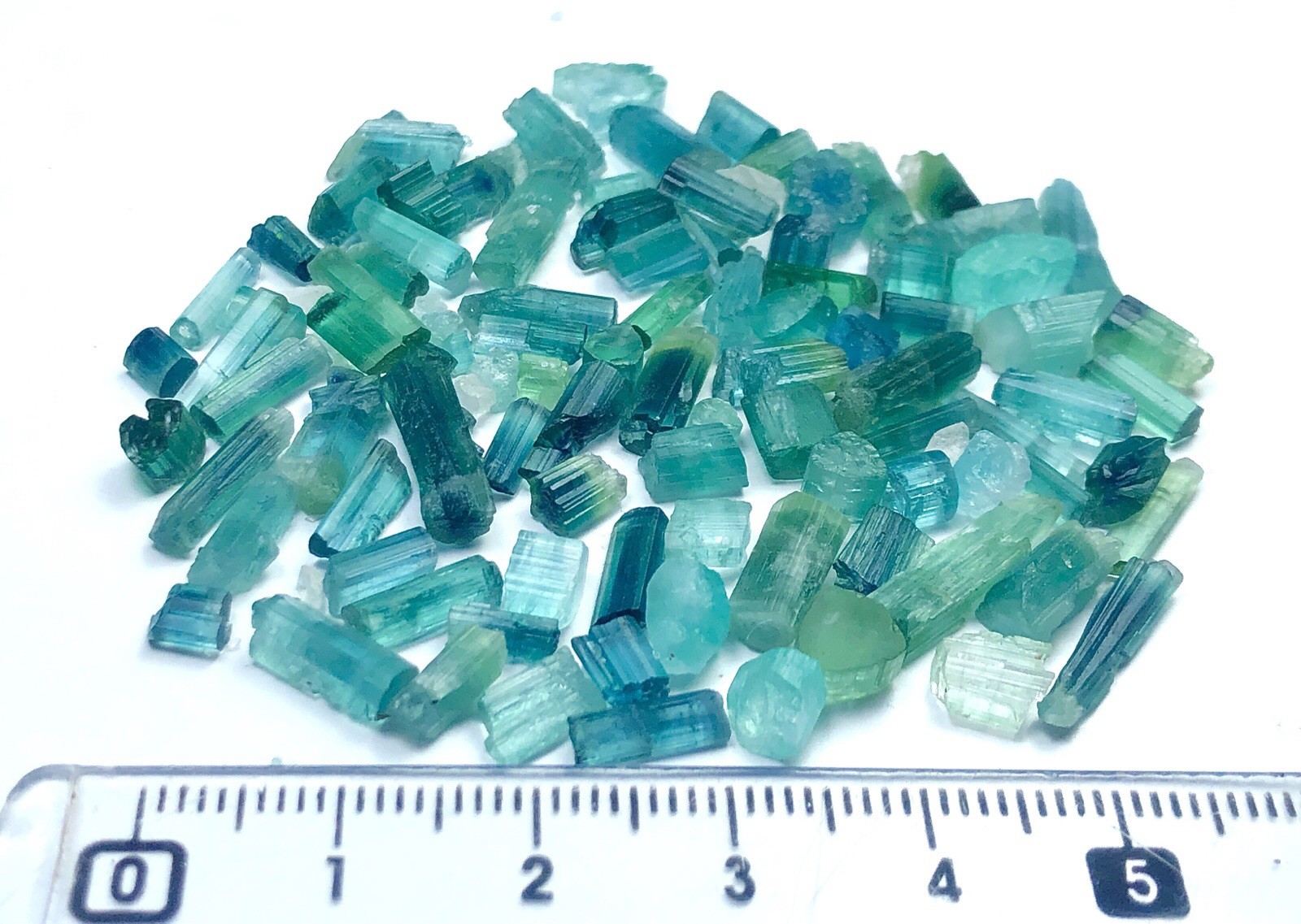 Beautiful an amazing naturel top quality bluesh color tourmaline rough lot