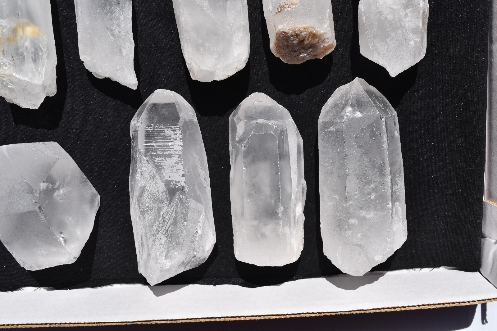 WHOLESALE Quartz Crystals from Madagascar 12 pcs 2.5 kg # 5666