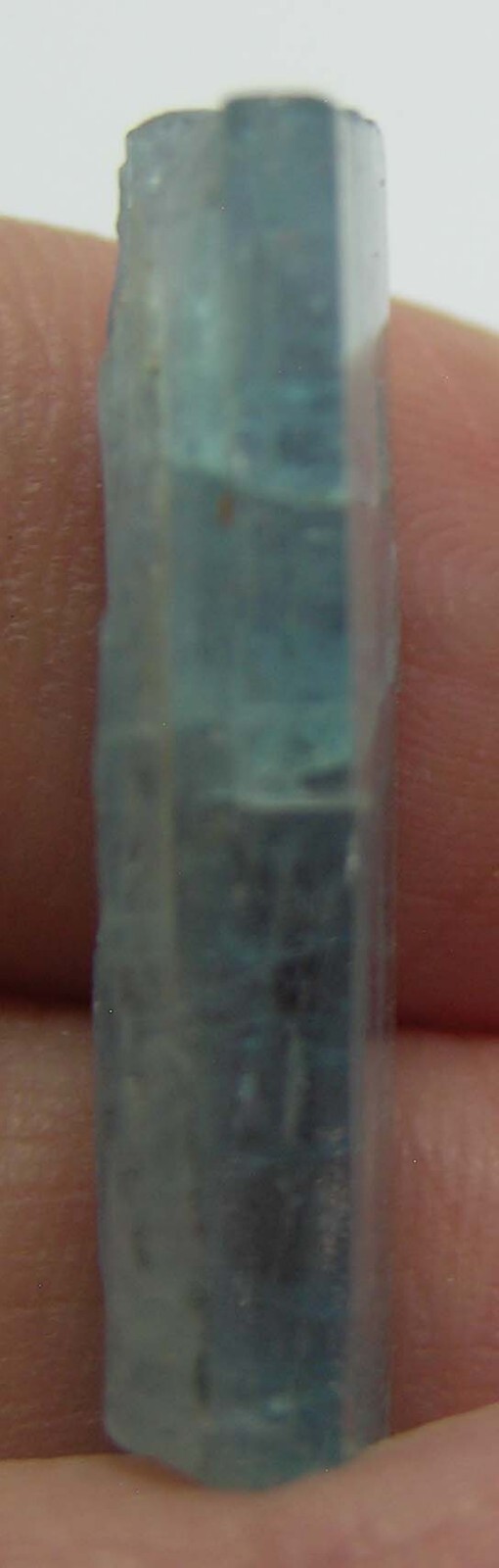 16.50ct Vietnam 100% Natural Rough Aquamarine Crystal Stick Specimen 3.30g 26mm