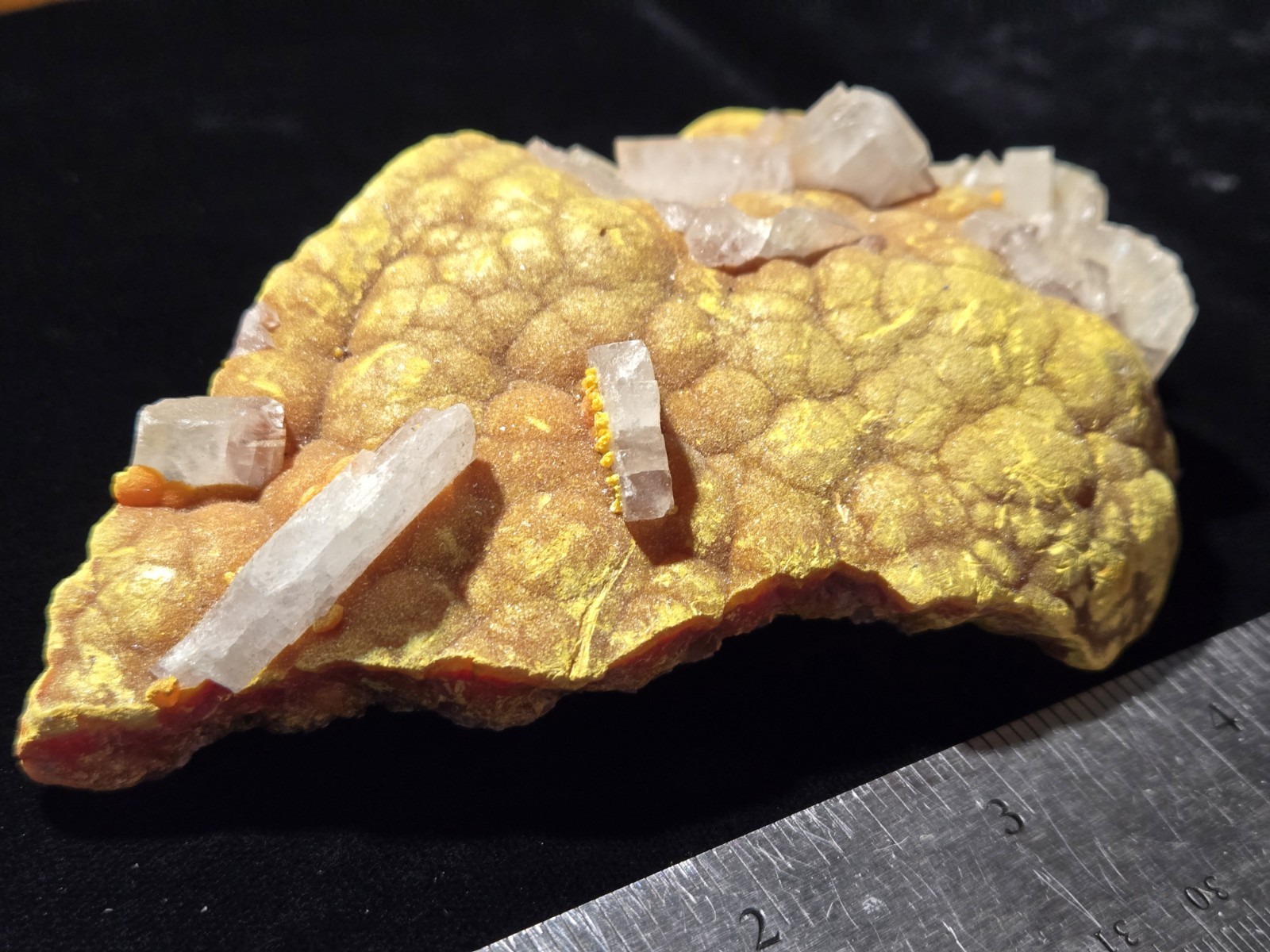 Orpement Realgar Natural Mineral Specimen With Barite and Pyrite 374g Peru 5.25″