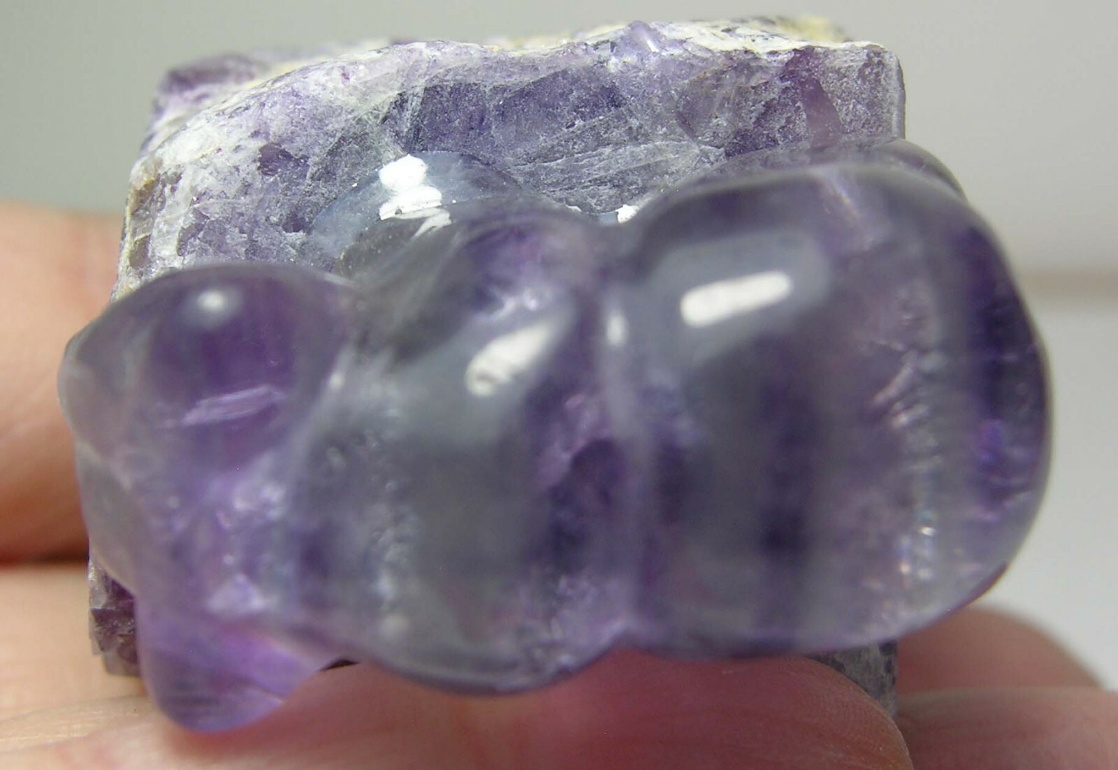 #5 Natural 100% 48mm MultiColor Fluorite Bear Carving On Fluorite Rock 1 7/8 in