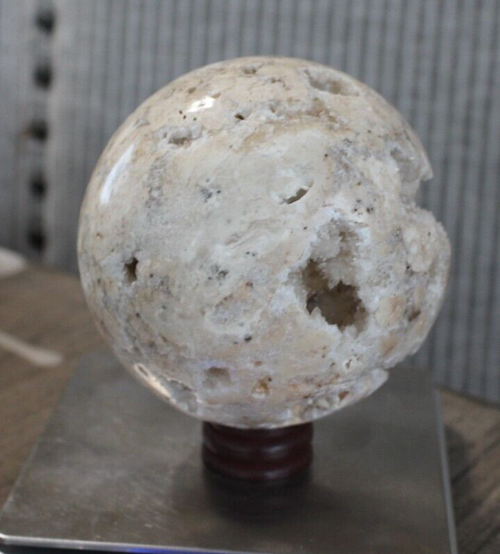 INDONESIA DRUZY CALCITE SPHERE 83.5 MM/ 674.4 GRAMS