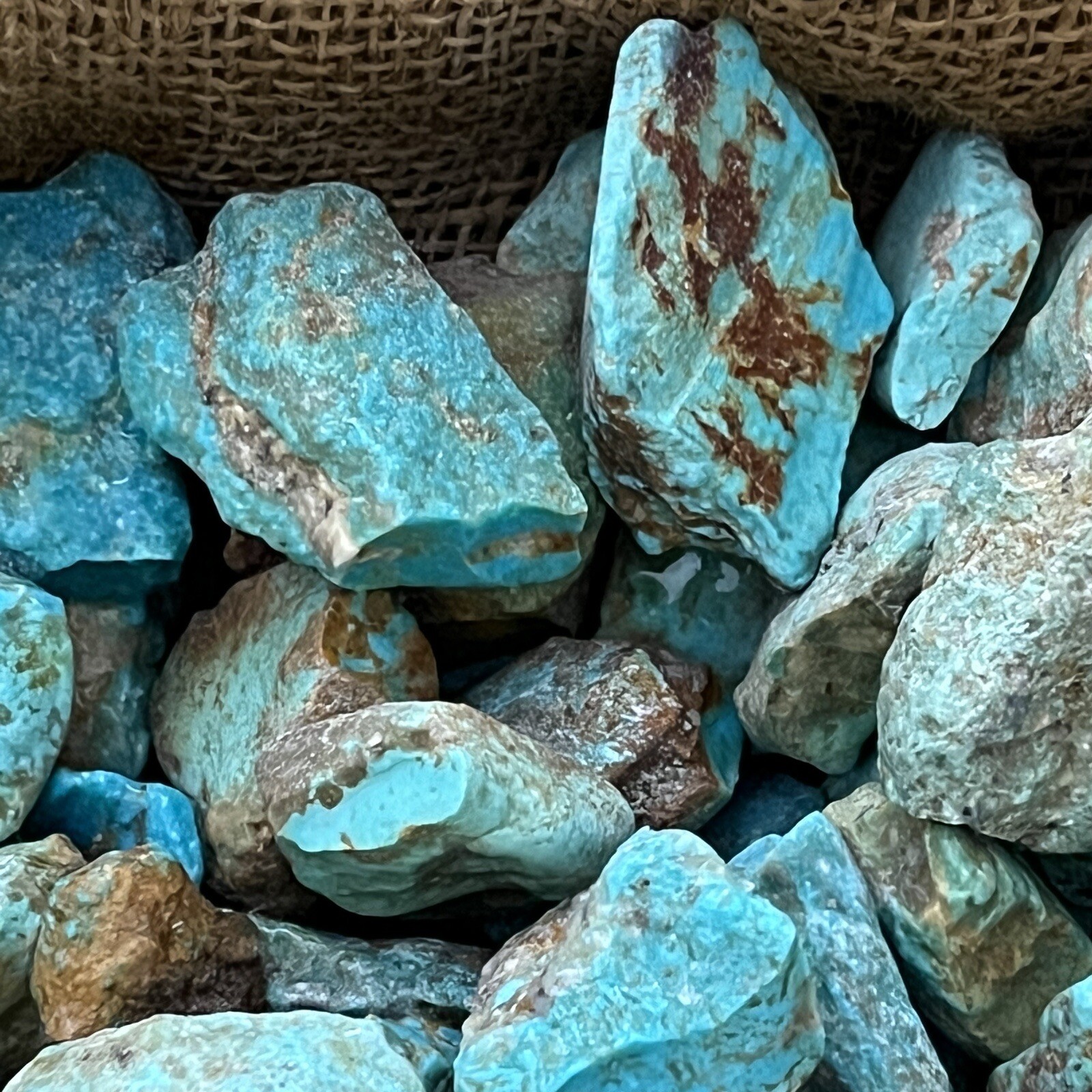 3000 Carat Lots of Old Stock Kingman, AZ Turquoise Rough – VERY HIGH END