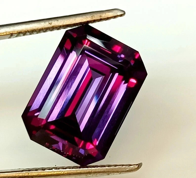 Natural Alexandrite Color Changing Certified 10.5 Ct+ Emerald Cut Loose Gemstone