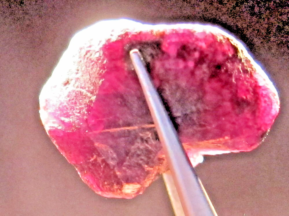 28.3 CT ALEXANDRITE NATURAL ROUGH COLECTOR’S CRYSTAL MINERAL GEM (G5)