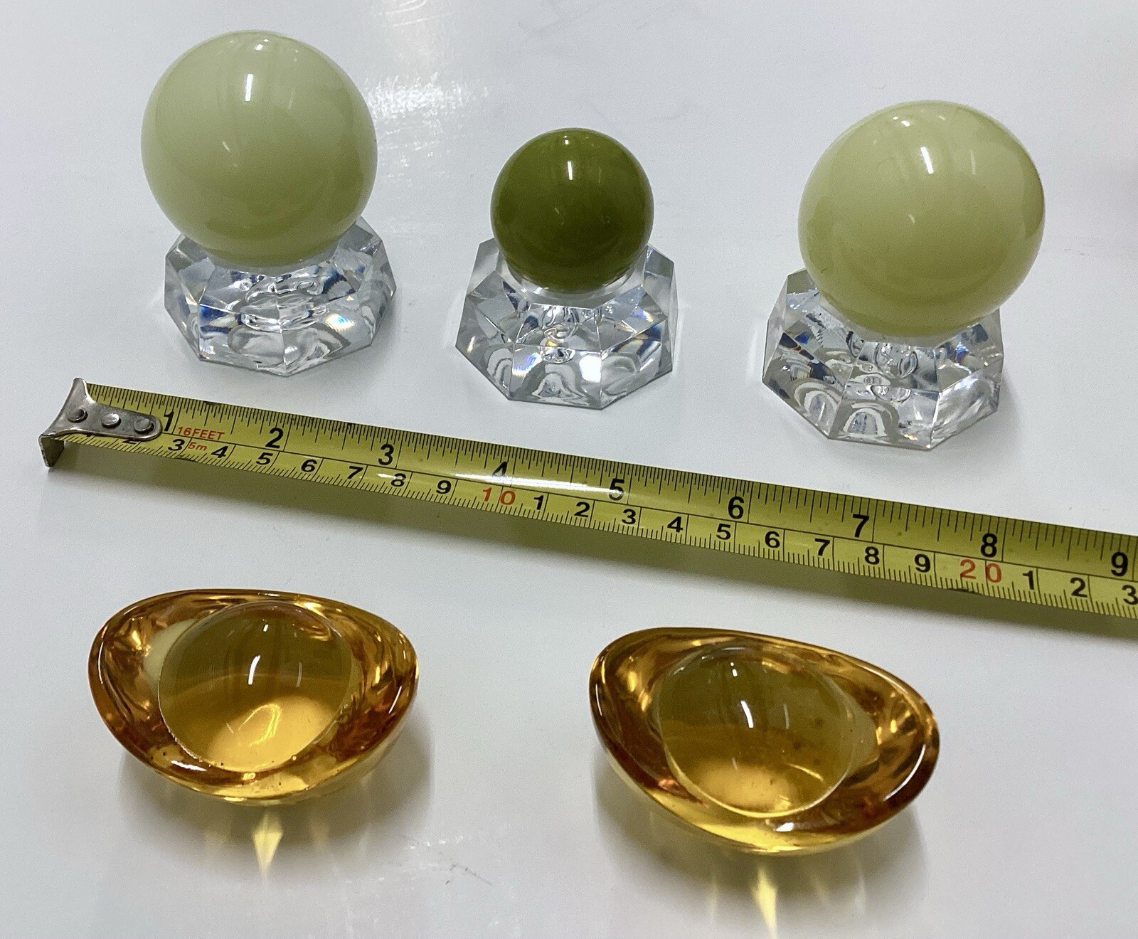 ASSORTED CHINESE DECORATIVE CRYSTAL BALLS WITH LUCITE BASES (GB)