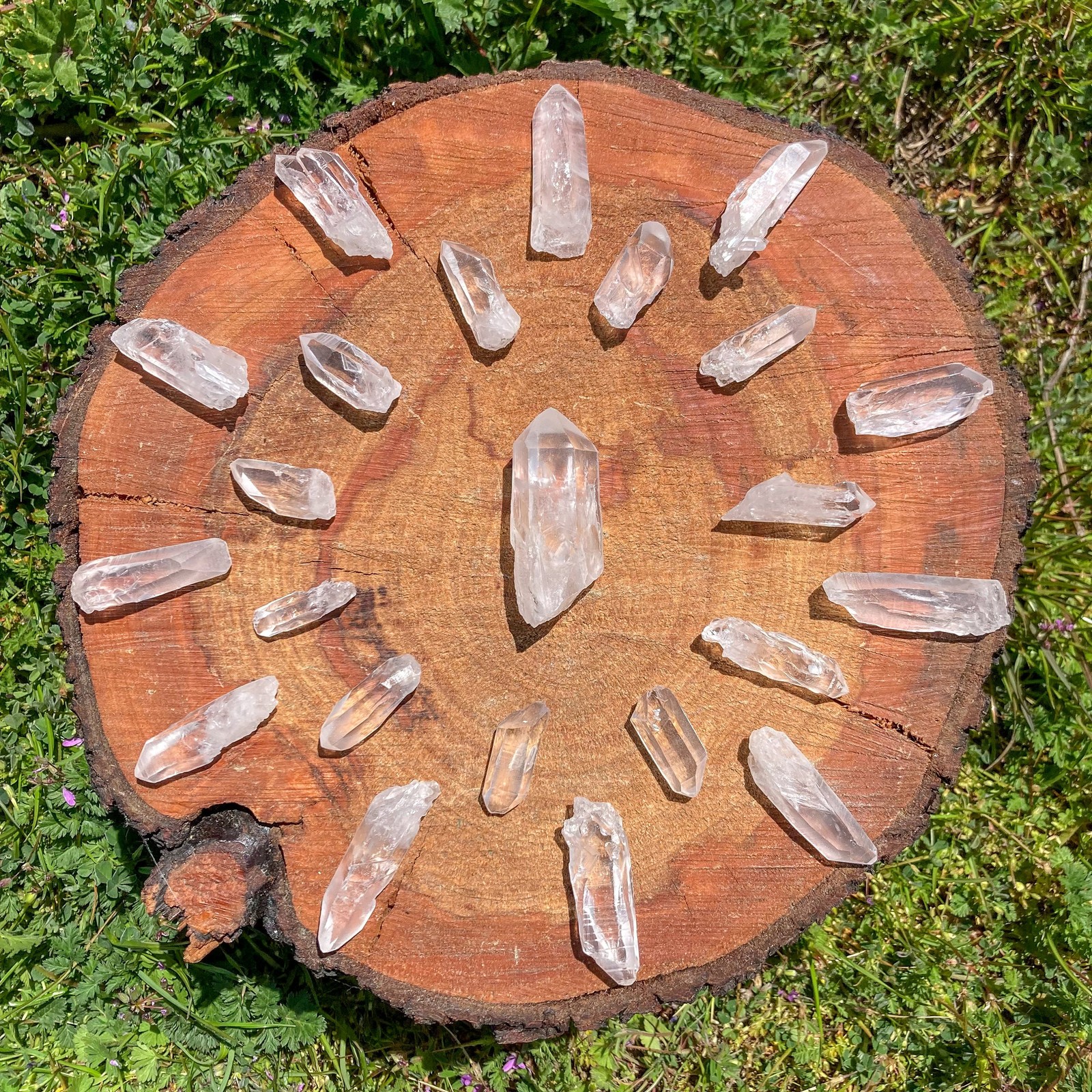 Raw Lemurian Quartz Crystal Point / Protection / Cleansing / Chakra Balance
