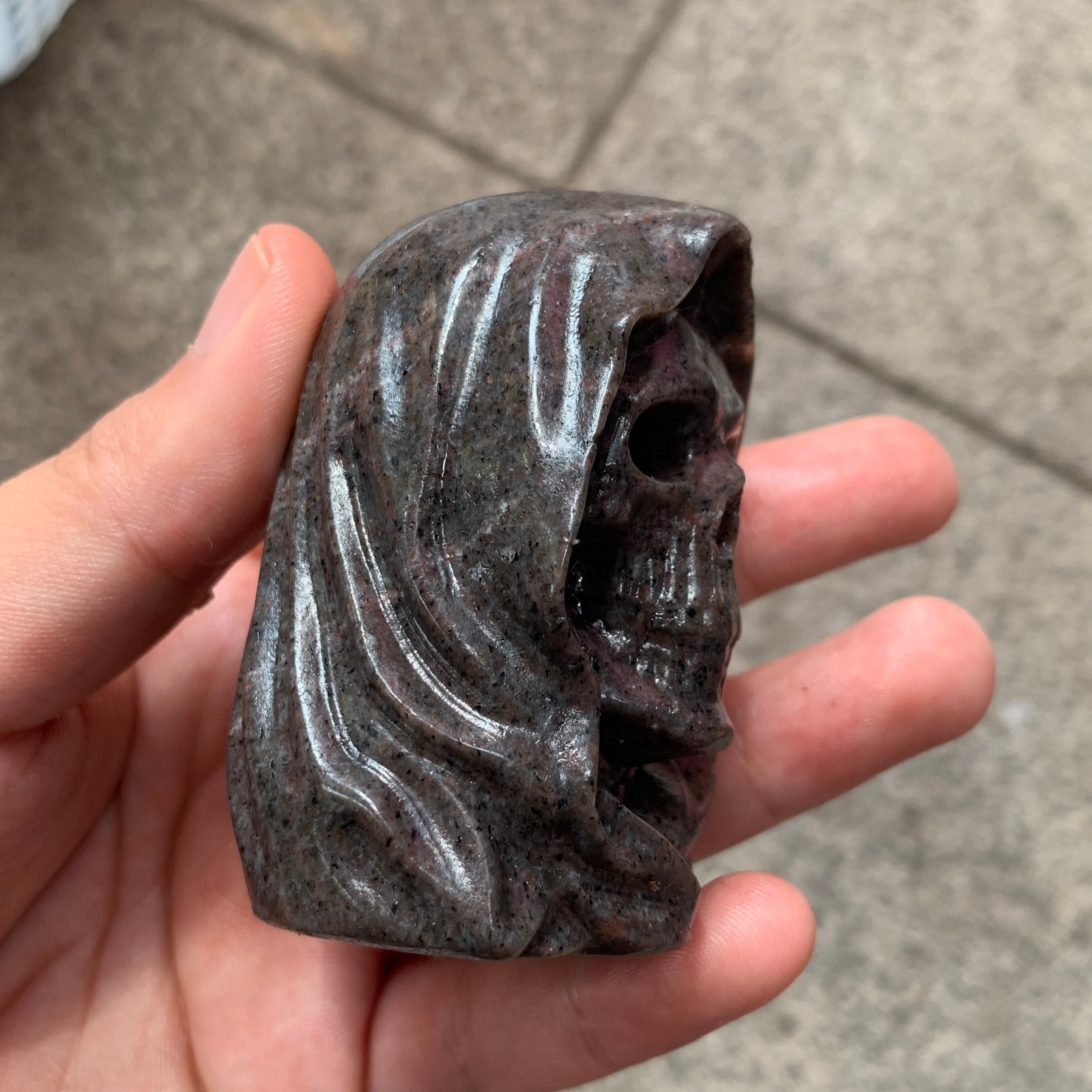 1pc Natural Yooperlite Quartz Carved Skull Crystal Healing Reiki Decor