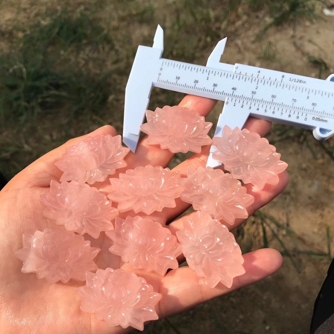 1PC Natural Pink Rose lotus Carved quartz crystal skull reiki healing Random