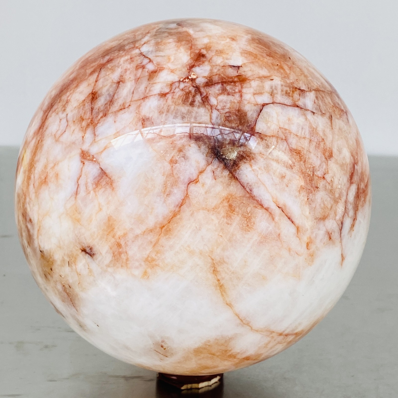 Natural Red Glue Flower Quartz Sphere Crystal Ball Healing 5640G
