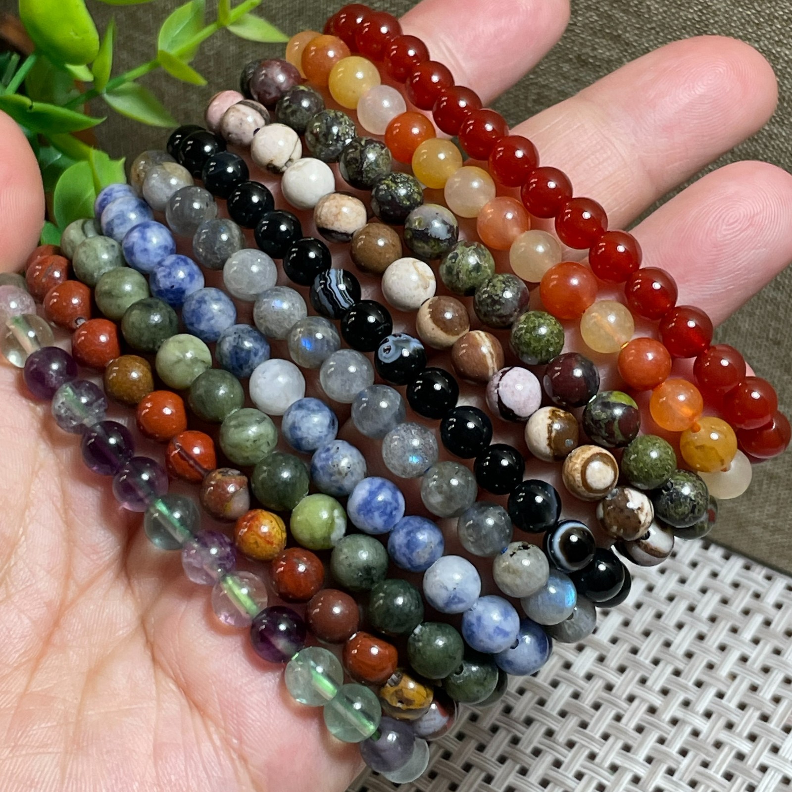 Wholesale 10Pcs beautiful stones ball beads 6mm 7.5” crystal Stretch Bracelet