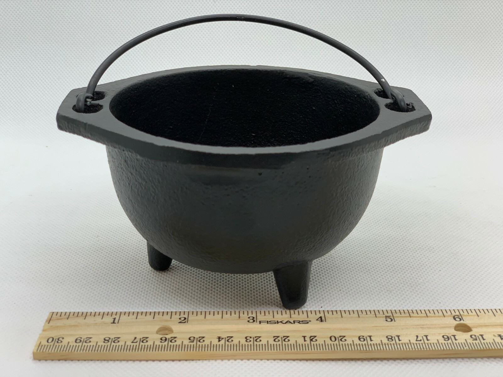 2.5″ 3″ & 6″ Diameter Cast Iron Cauldron With Handle For Smudging,Incense Burner