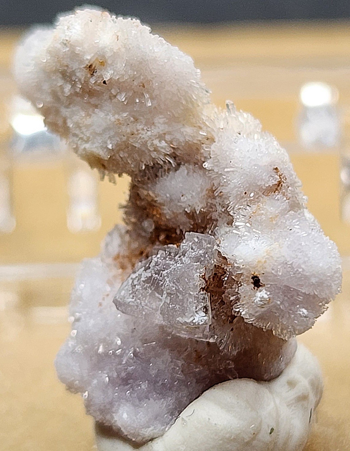 🌟ULTRA-REACTIVE LILAC CREEDITE FLOWER – Qinglong Mine, China🌟