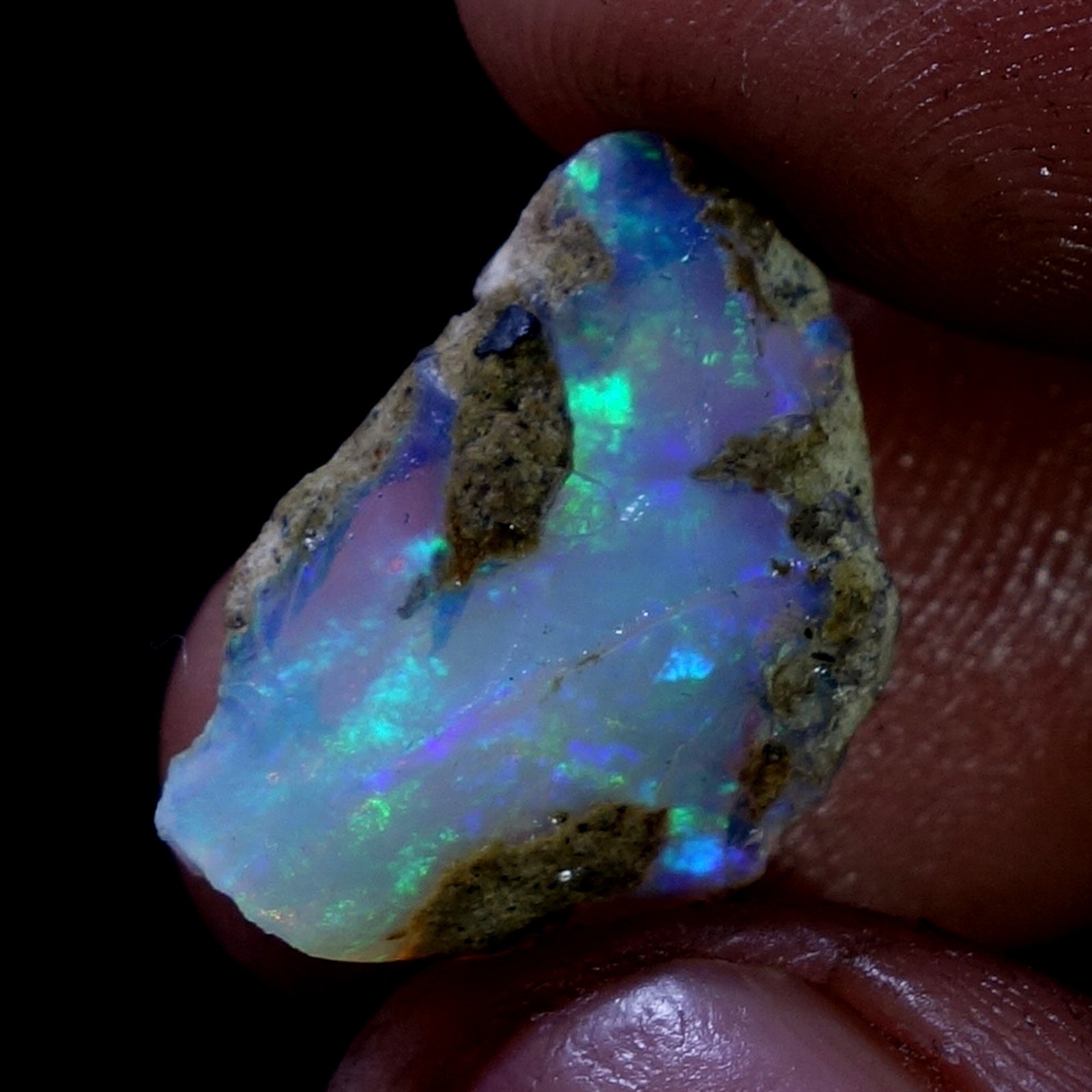 AA+ Ethiopian Dry Opal Rough Entreated Welo Opal Multi Fire Color Flash 07.60Cts