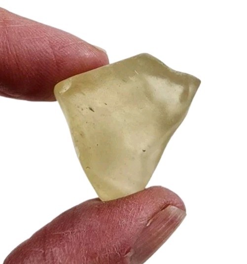 Libyan Desert Glass from Egypt 8.52 grams.