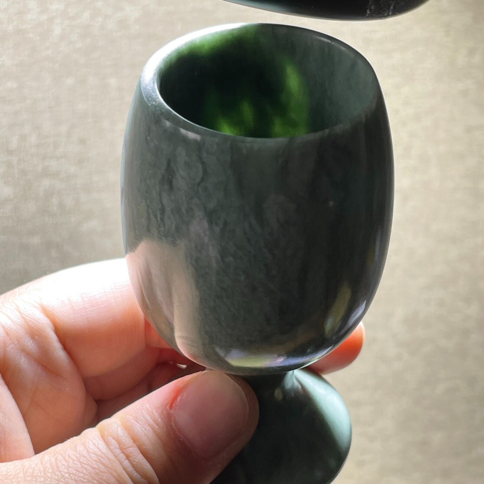3.4 in Jade stone Cup Goblets Wine Glasses Random 1pcs