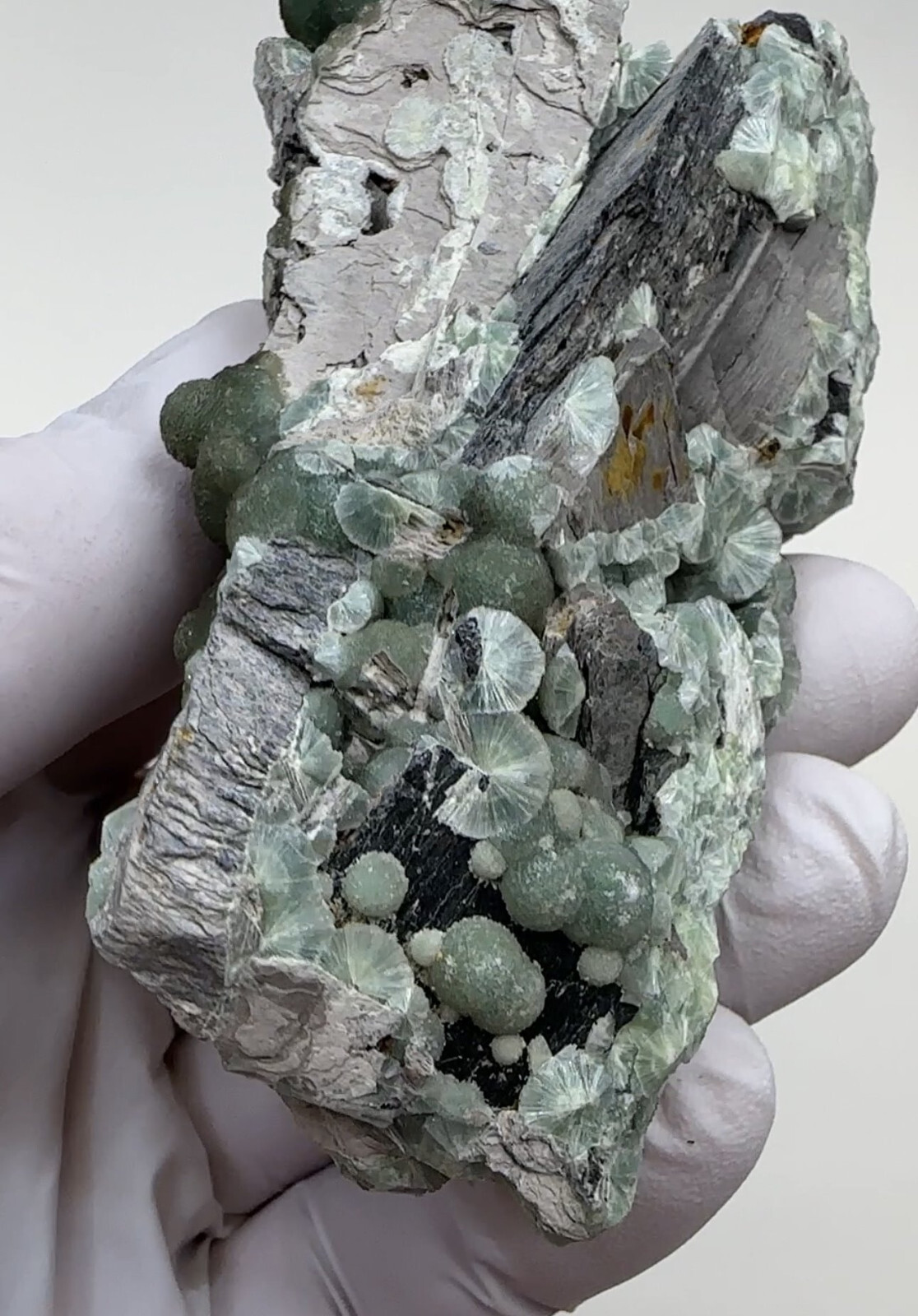 Top Quality___Beautiful Large RARE GREEN Wavellite Specimen from Arkansas