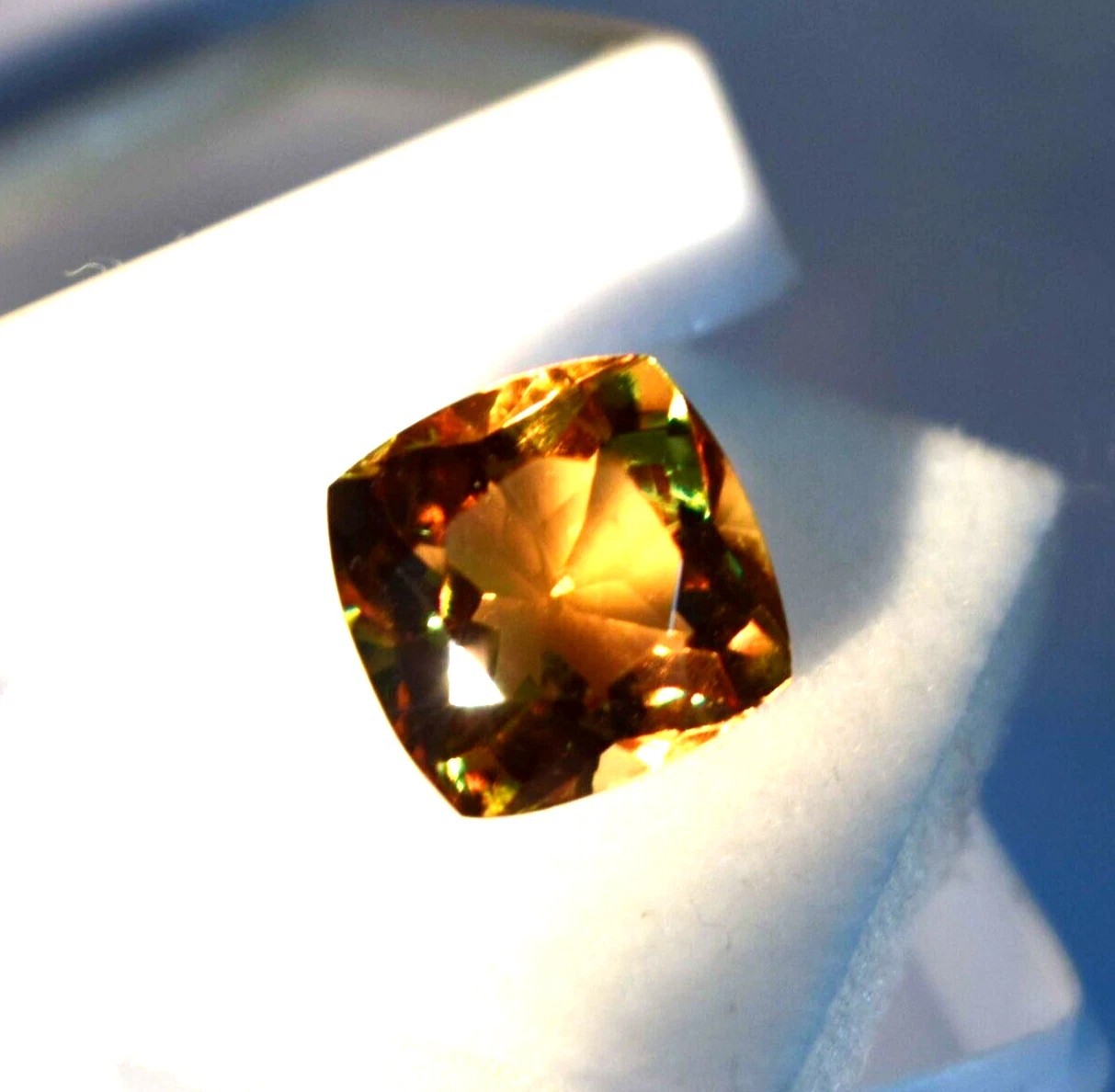 AAA+ Gemstone Cushion Cut Certified Color Changing Natural Alexandrite 8 Ct