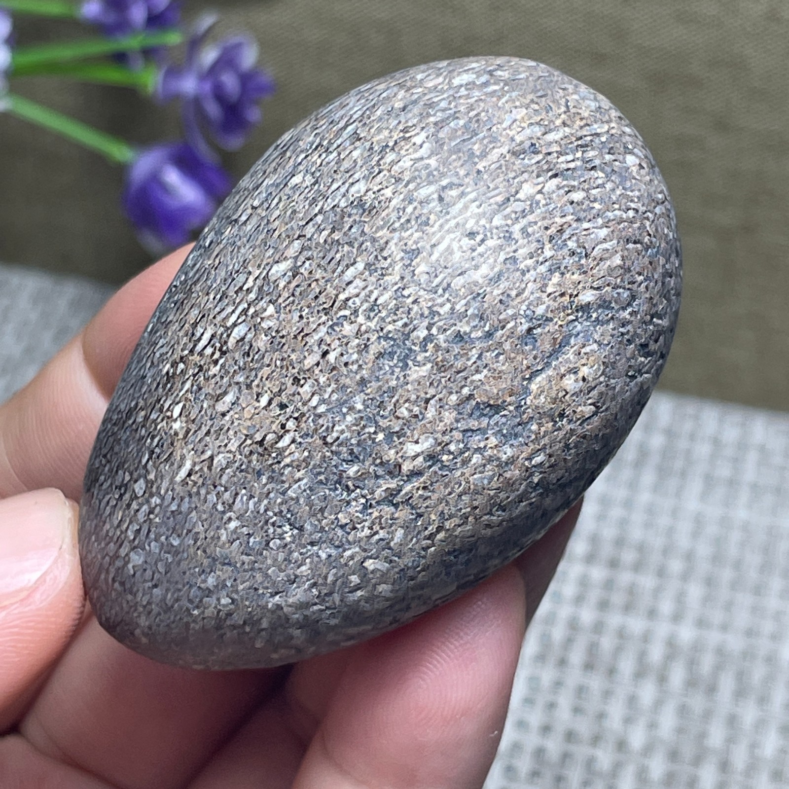 Awesome! beautiful stone home Decoration Madagascar collection 80g 57*35*29mm