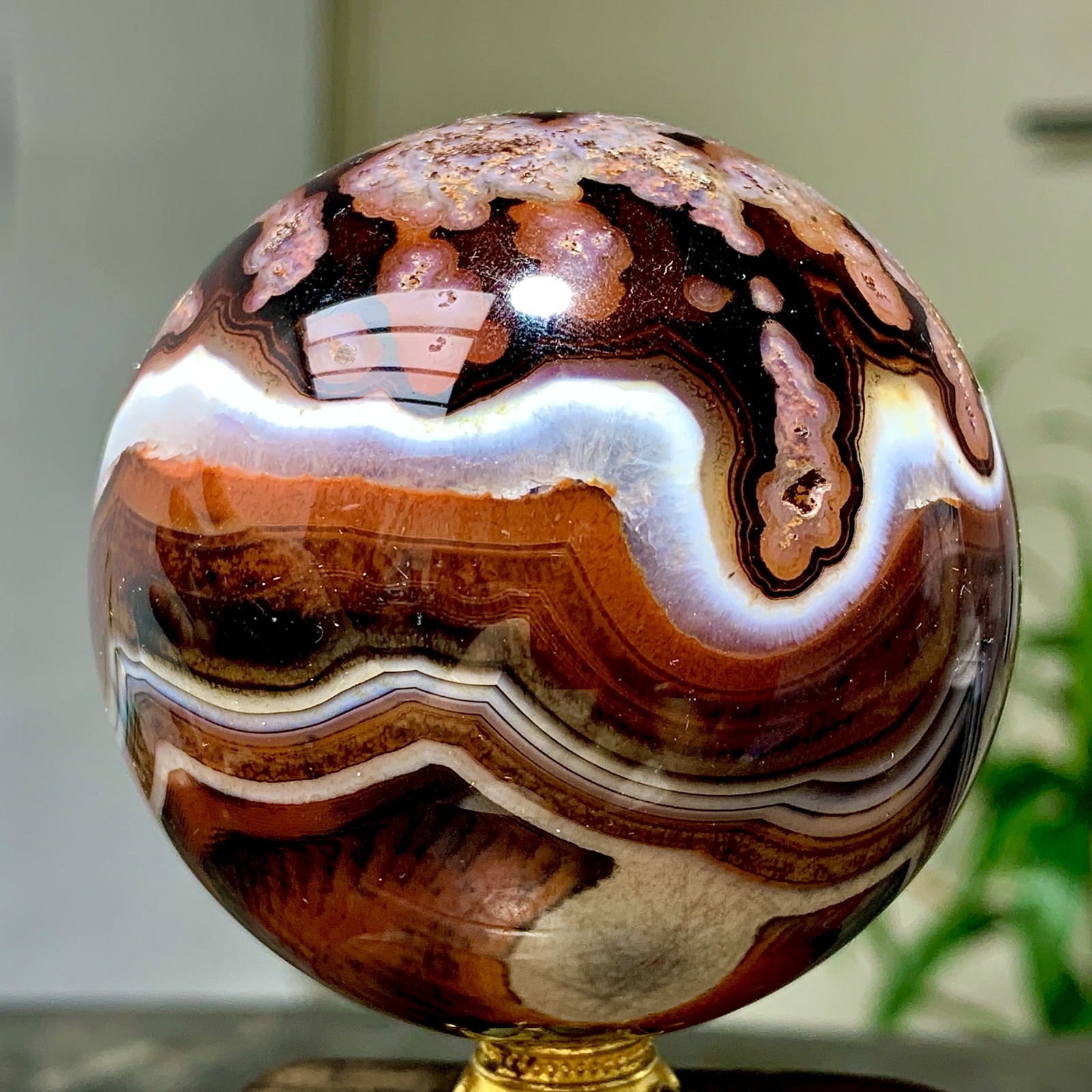 300G Natural red stripe agate sphere Crystal Ball Madagascar mineral