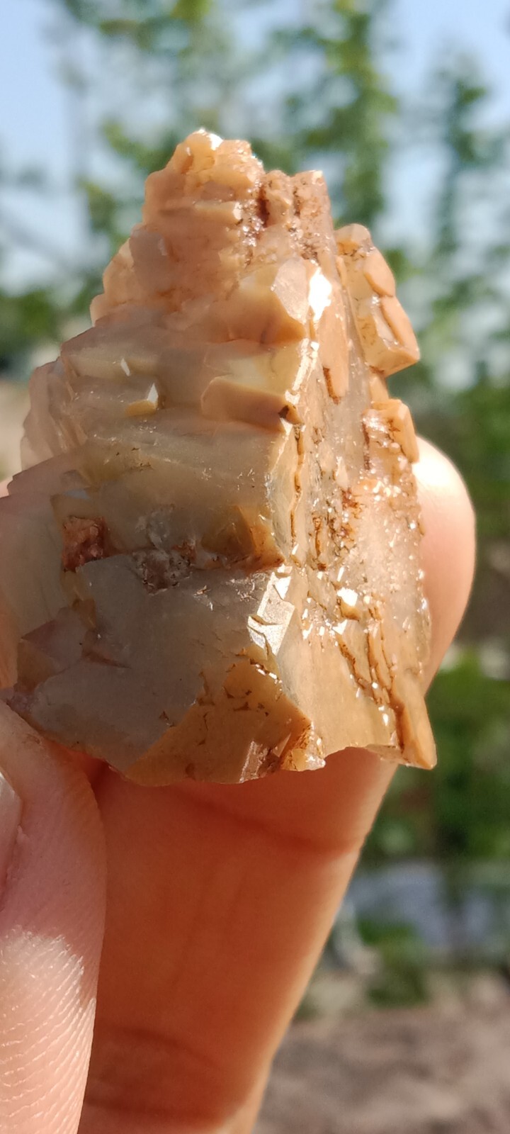 33.5Grams Tri color white brown and chlorine Beautiful Chlorine Quartz Crystal