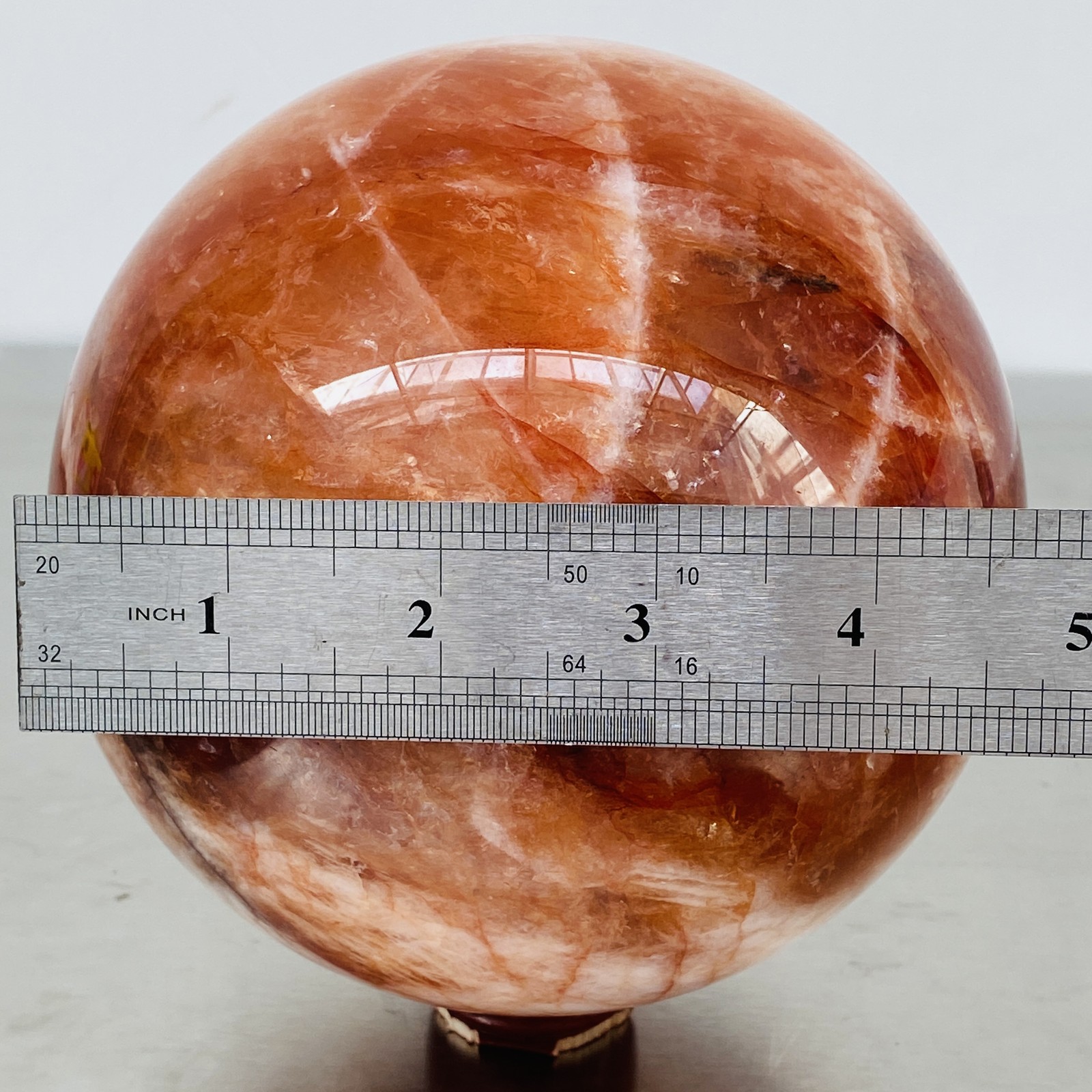 Natural Red Glue Flower Quartz Sphere Crystal Ball Healing 3840G