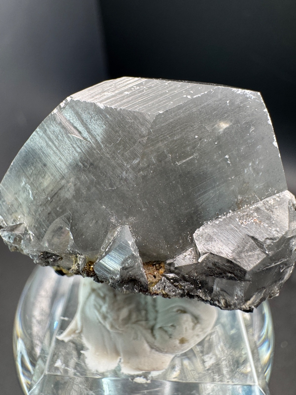 6702 Gray Benz Calcite with Slight Pyrite 25g Hun Nan