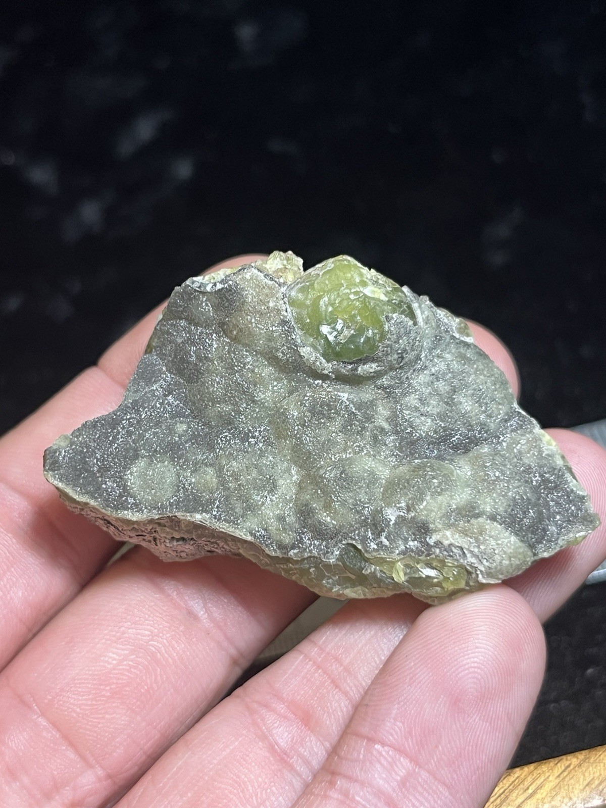 79 Mine Green Cuprian Smithsonite 90g Gila County Arizona Old Stock Gemstone