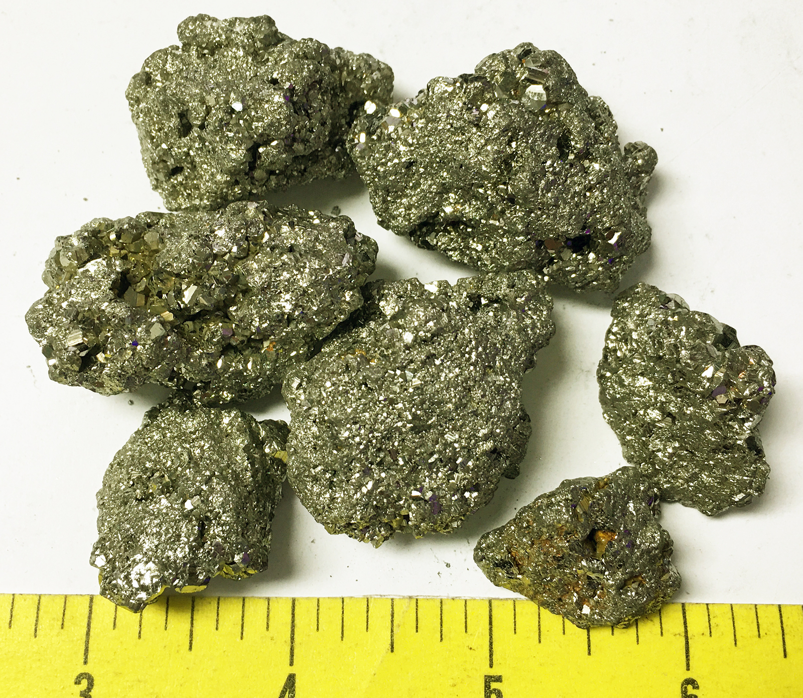PYRITE Sparkling Rough L to XL (7/8″ to 1-1/4″) 1/2-lb