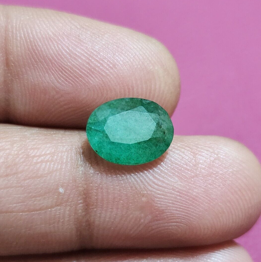 Beautiful Natural Top Zambian Emerald Faceted Oval Shape 3.60 Crt Loose Gemstone