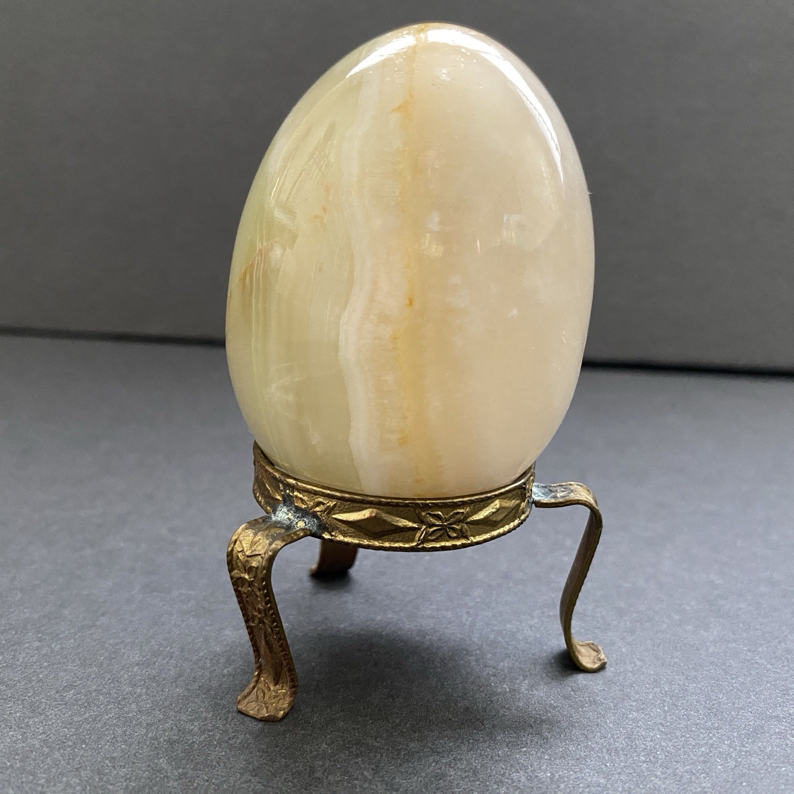 Natural Onyx Stone Egg With Stand Hand Polished Banded Agate Calcite Crystal
