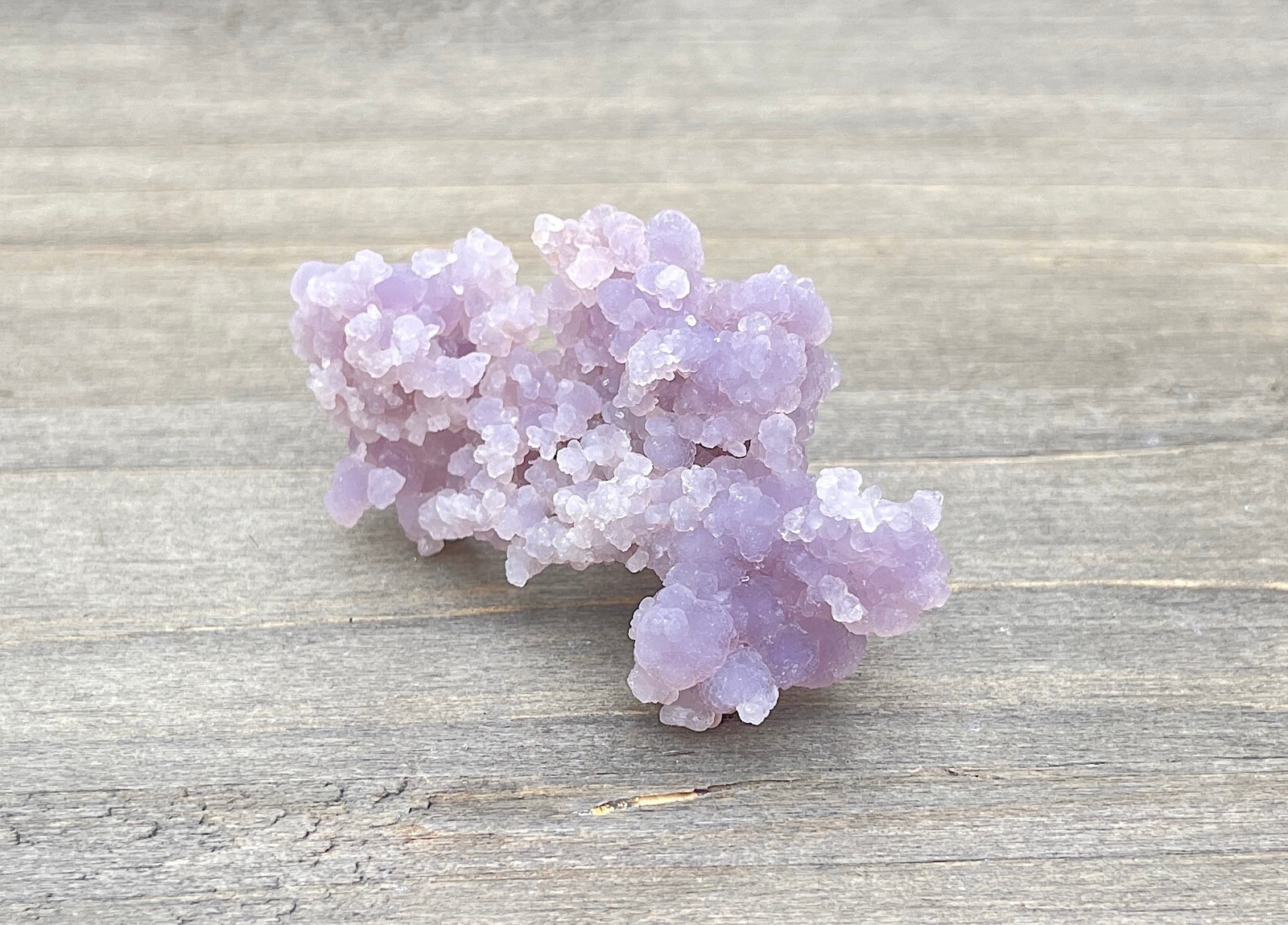 Grape Agate Cluster, Super Satiny lilac Purple Grape Agate, Indonesia 4.5 Cm’s