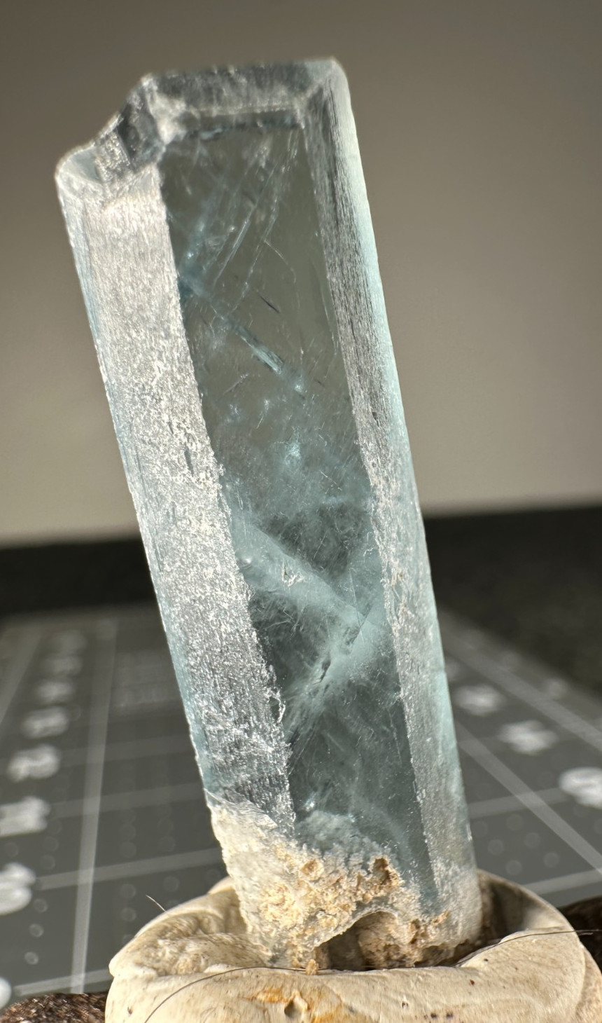 ➤ 1-5/8 Inch Bright BLUE BARITE CRYSTAL – Sterling Colorado VIDEO➤1090