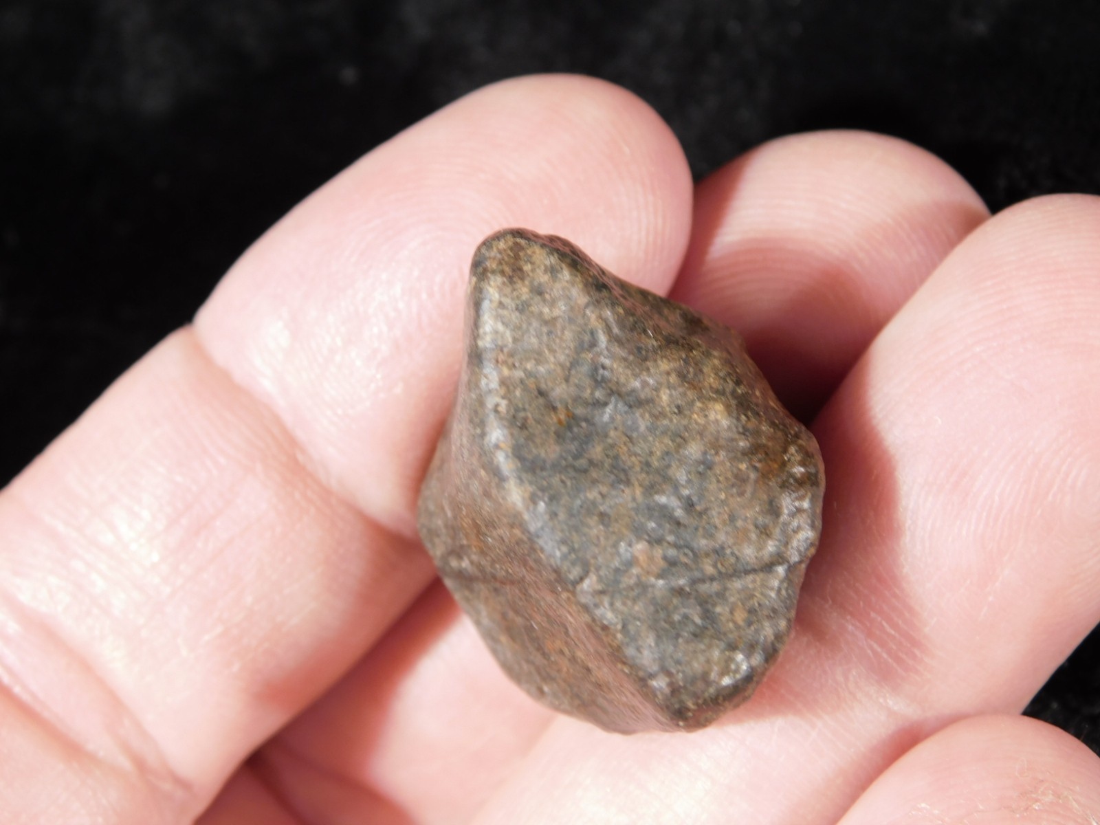 Small Stony METEORITE With Dark Fusion Crust 100% Natural Fell in Libya 15.4gr
