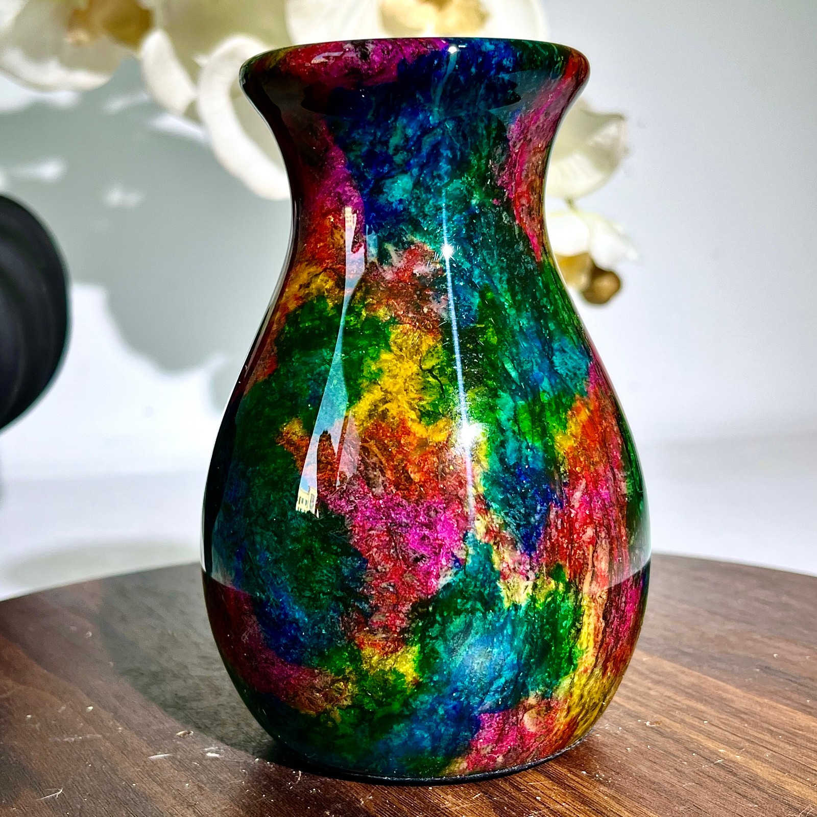485G Natural “Seven Colors Jade” vase specimen -Taiwan China