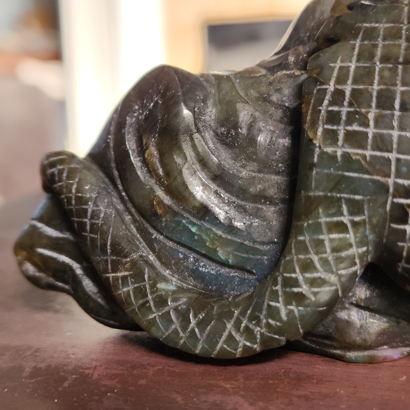 Labradorite Hand Carved Lizard In The Leaves 3.75″ Tall – 924 grams – USA