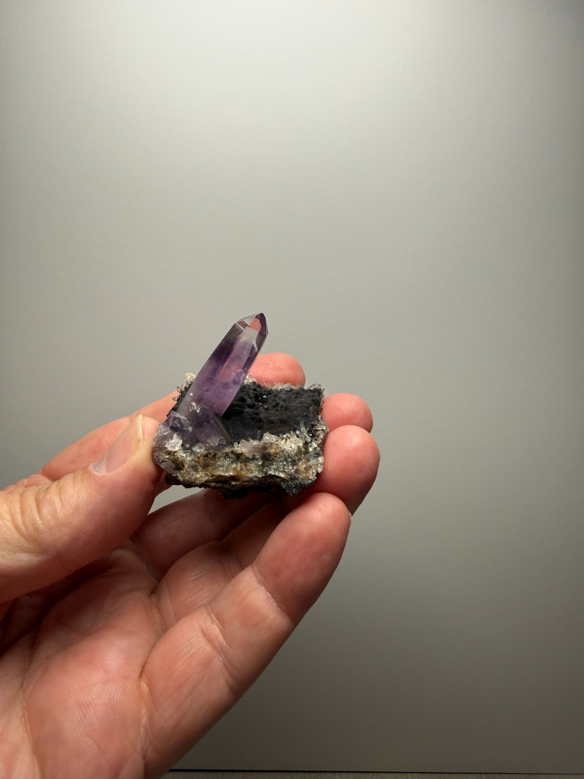 Beautiful 3cm Amethyst crystal w/phantom on Matrix- Guerrero, Mexico