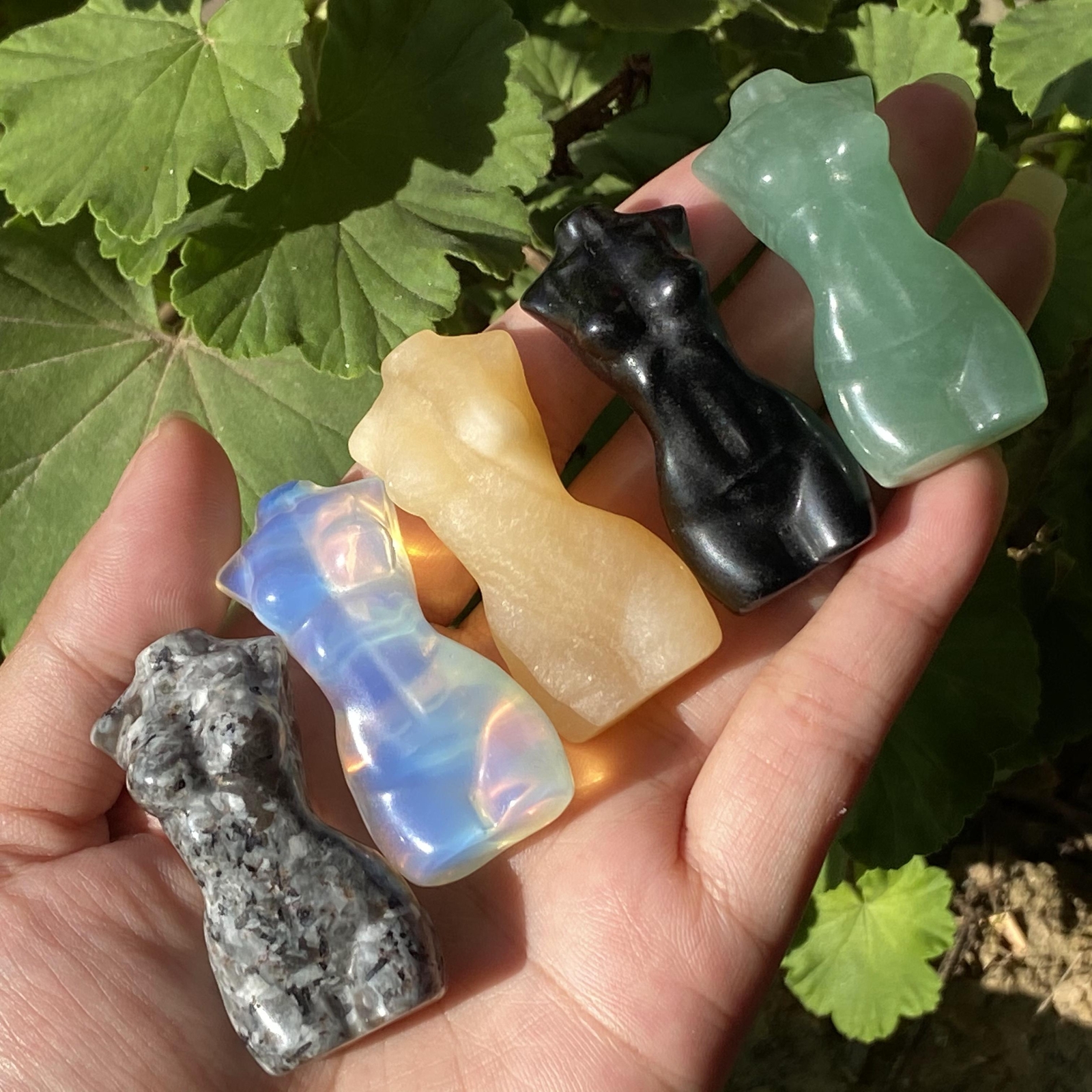 10pcs Natural Mixed Women Quartz Crystal Skull Carved Goddess Gem Healing 1.7″
