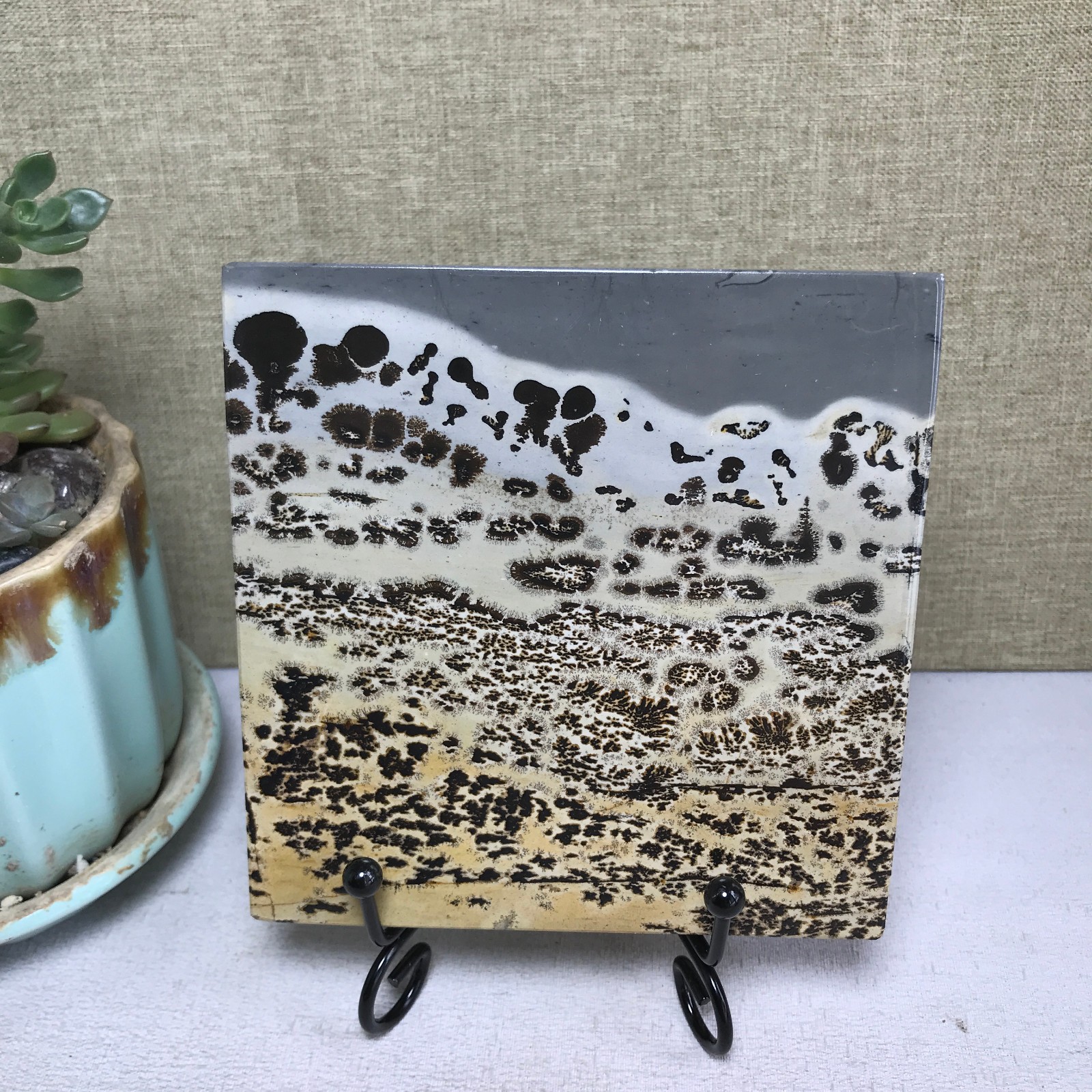 Natural Chinese painting stone crystal ornaments for home decoration 233g A5363