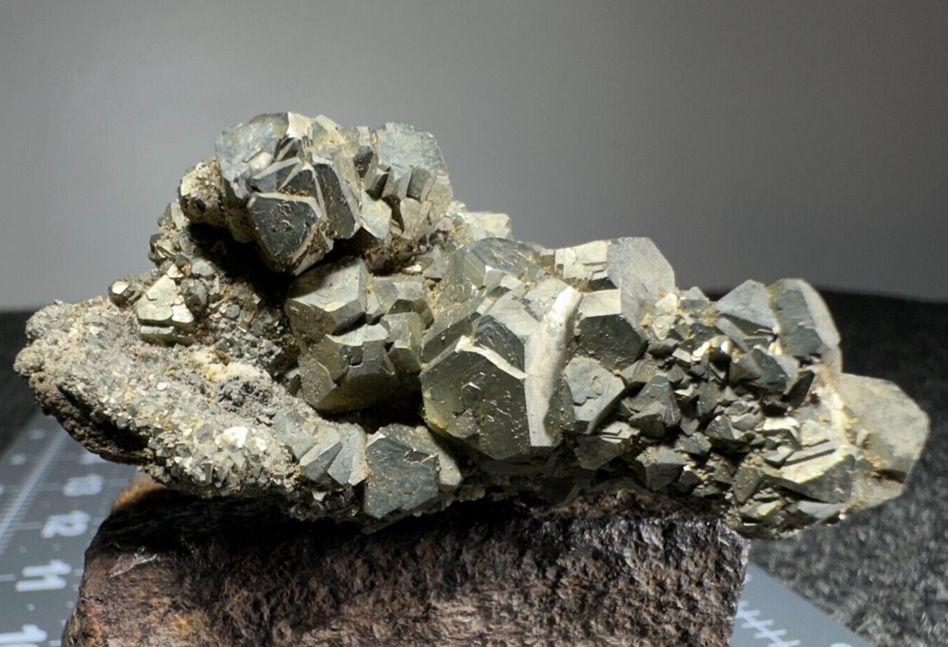➤ 2-1/2 Inch PYRITE CRYSTAL CLUSTER Pleasant Ridge Rensselaer Indiana VIDEO➤423