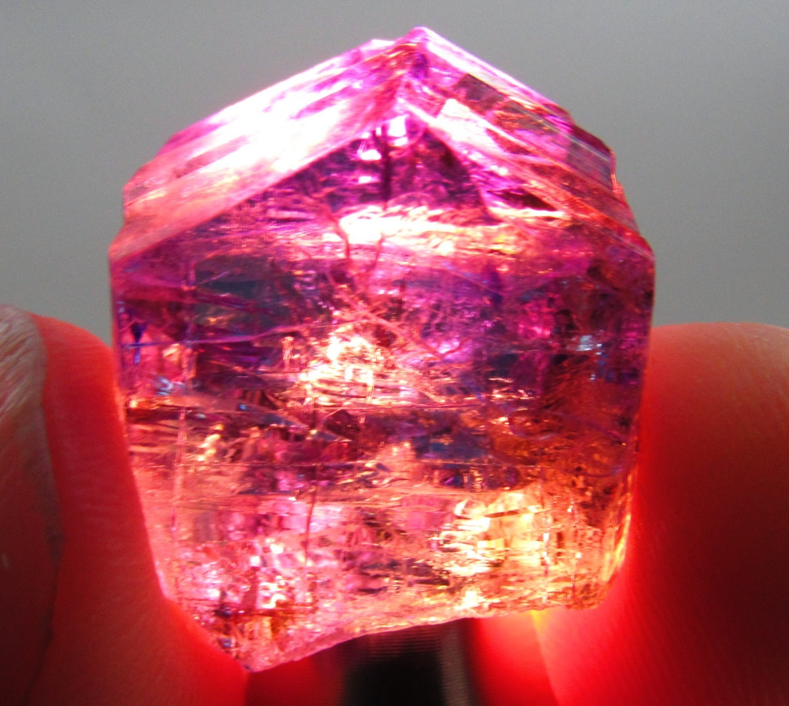 EXTRAORDINARY FINE UNHEATED GEM CLEAR TANZANITE CRYSTAL!!!! TANZANIA