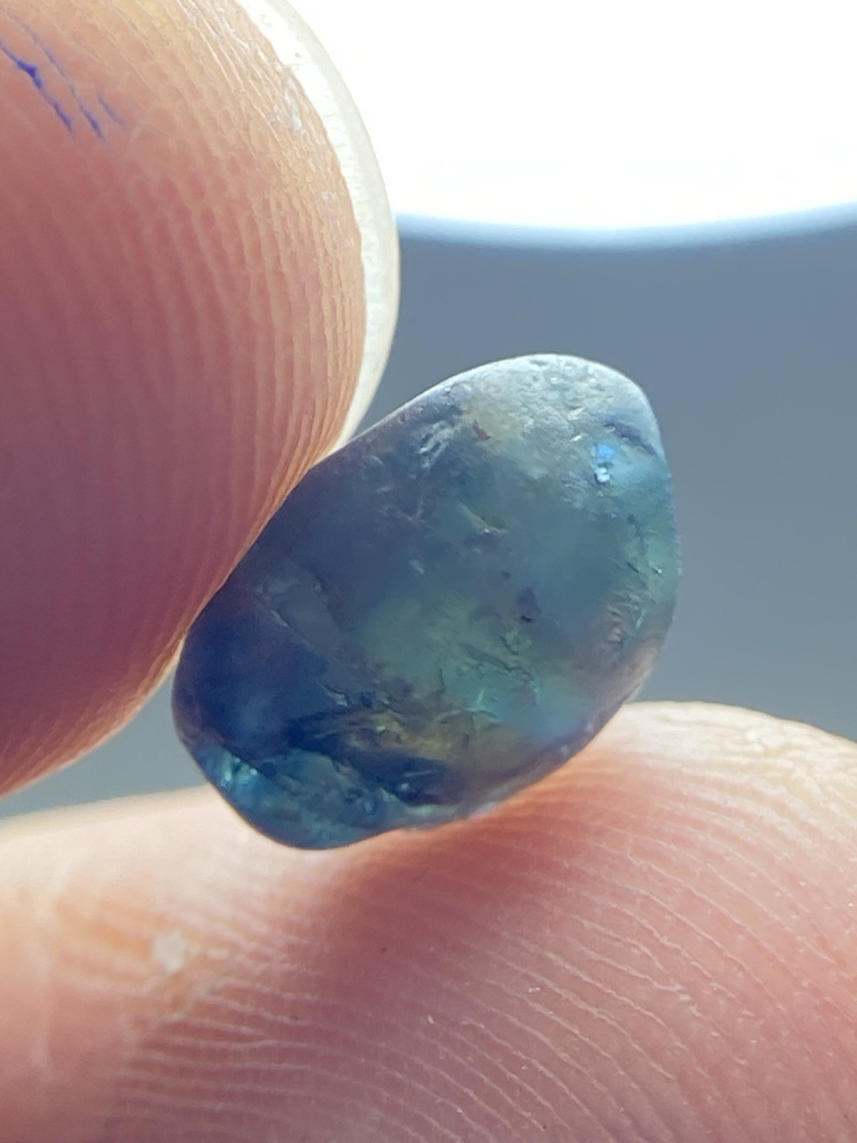 3.75 Carats Amazing Facet Grade Blue Teal Sapphire Rough Piece@Madagascar
