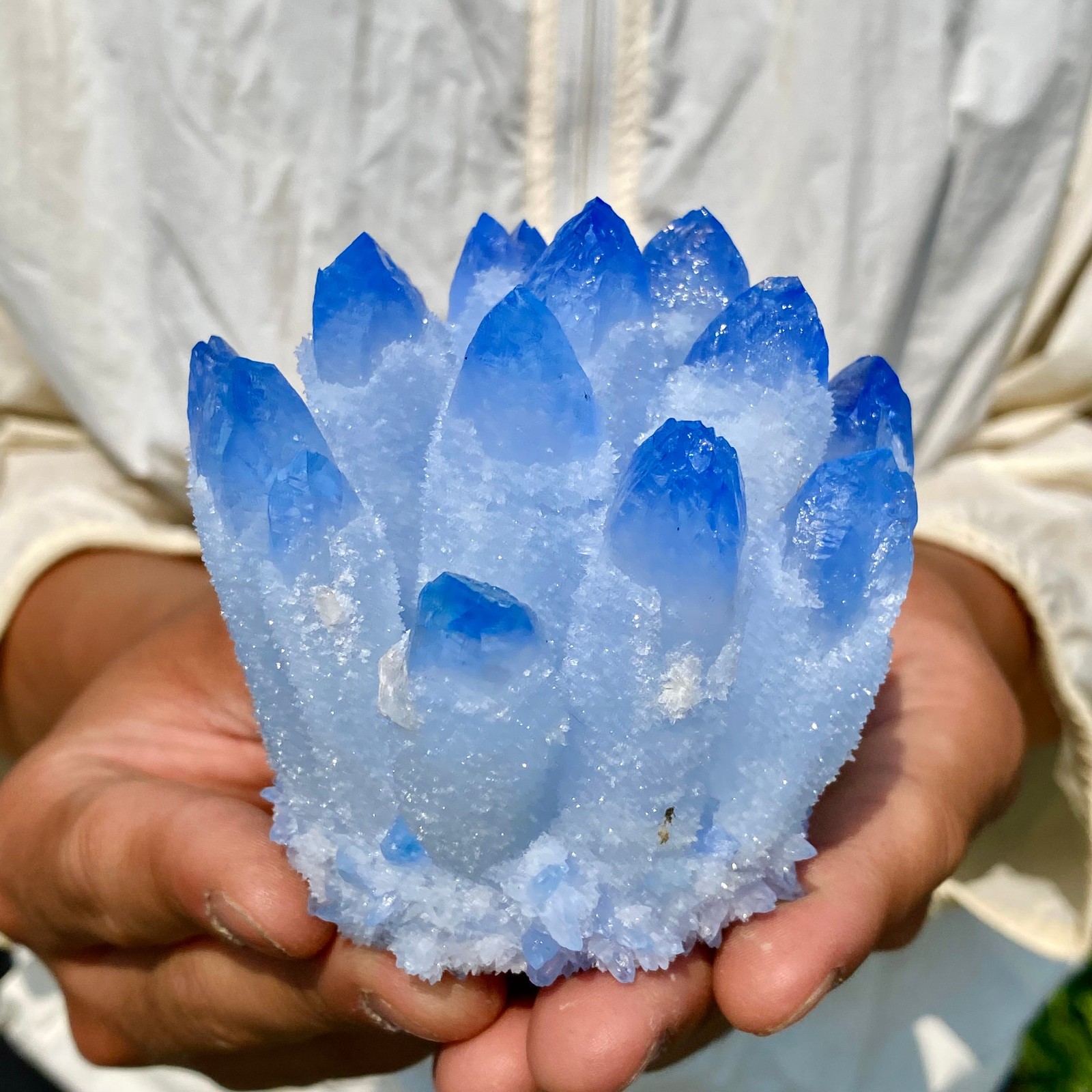 422G Newly discovered blue crystal cluster flower shaped mineral specimen