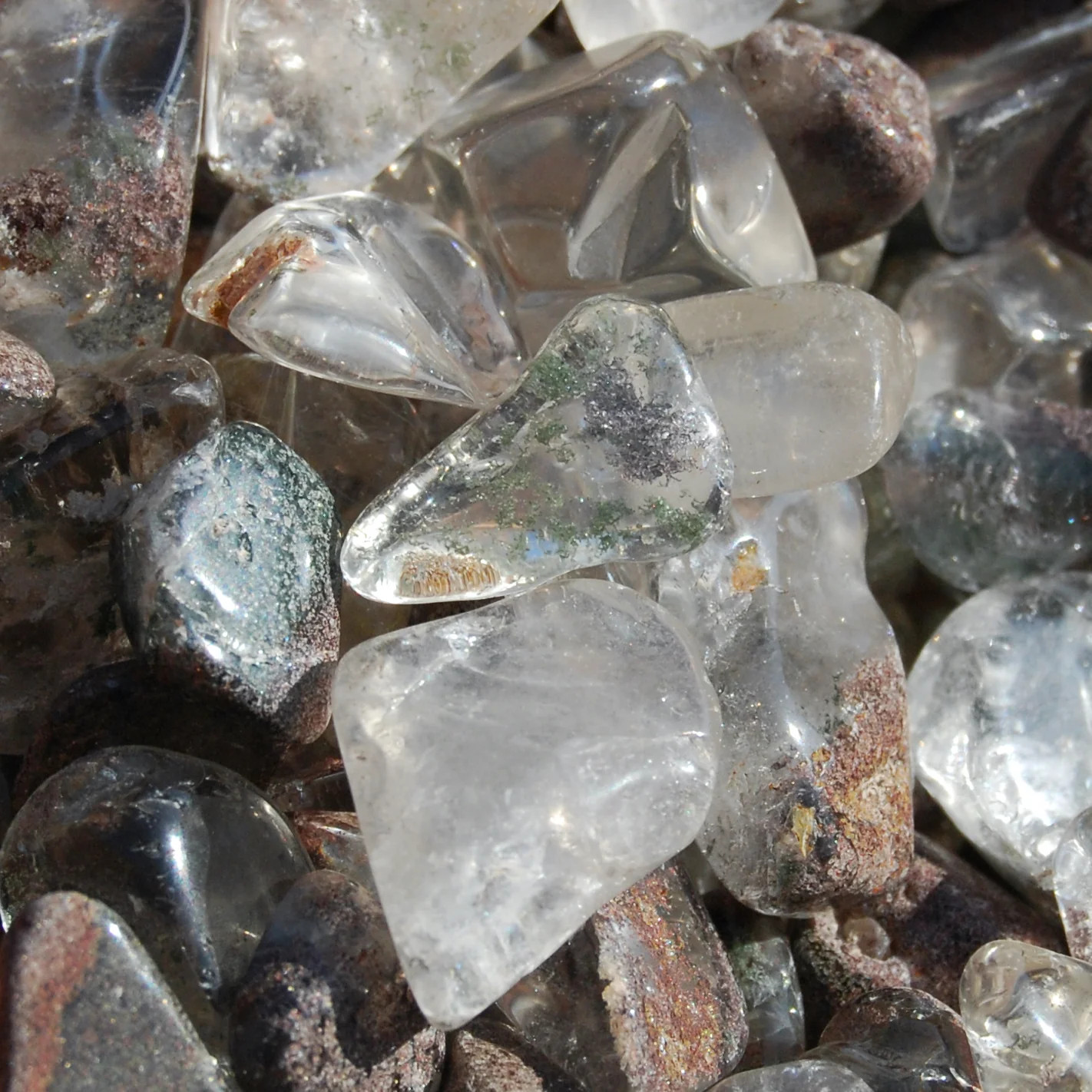 10pcs Lodolite Garden Quartz Crystal Tumbled Stones, Extra Small Crystal Set