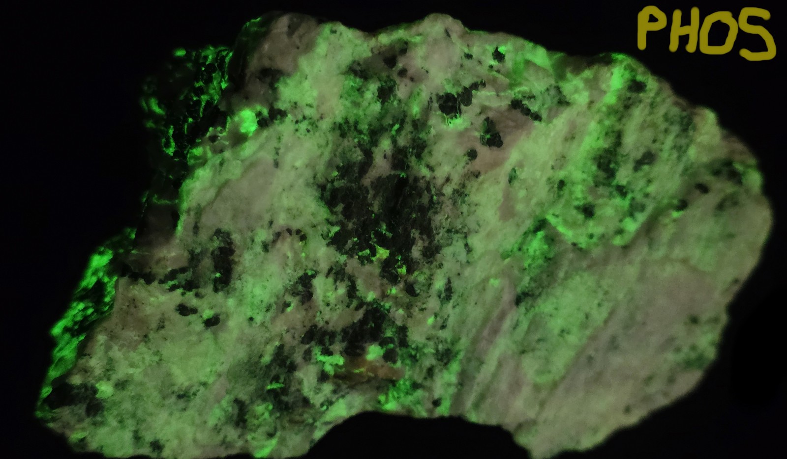 FRANKLIN NJ FLUORESCENT BRIGHT GREEN WHITE WILLEMITE-FIRE ENGINE RED CALCITE
