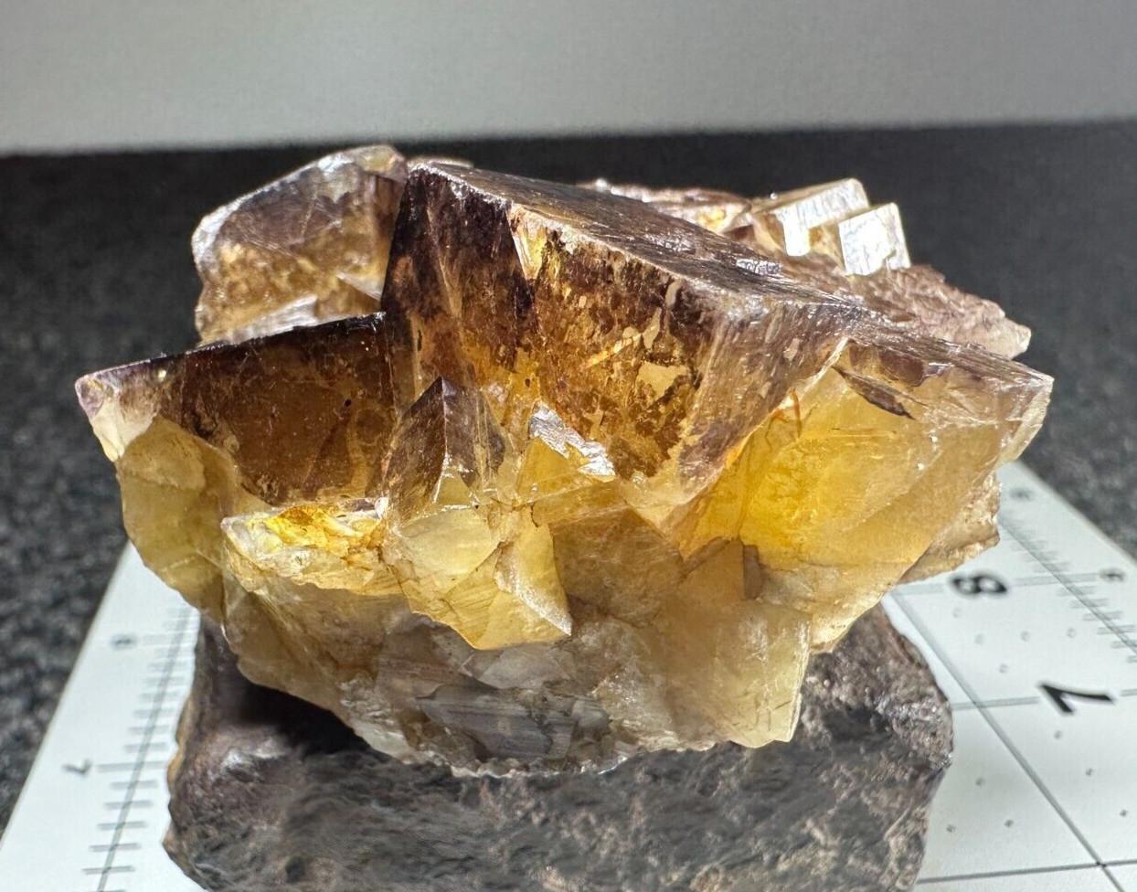 ➤ 2-1/2″ LIGHT PURPLE FLUORITE on AMBER FLUORITE Cave In Rock Illinois VIDEO➤473