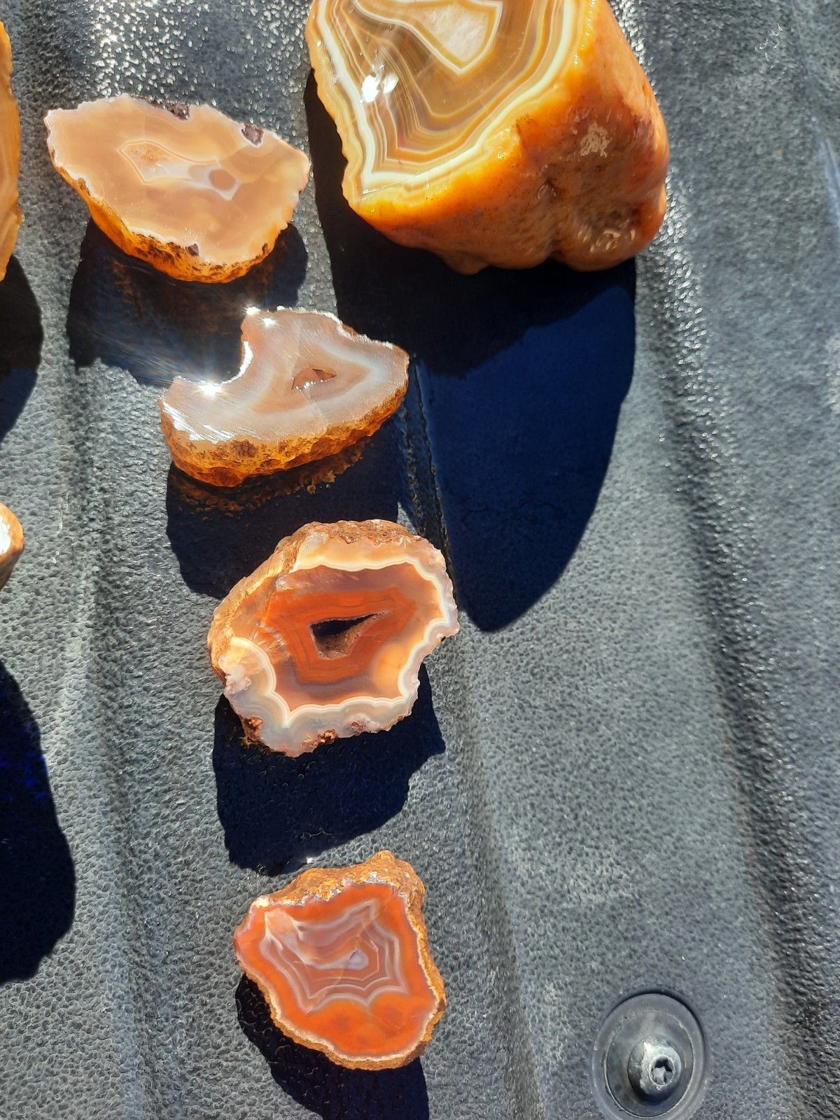 Mixed Agate Lot! Half Nodules Rough! 1 Lb.