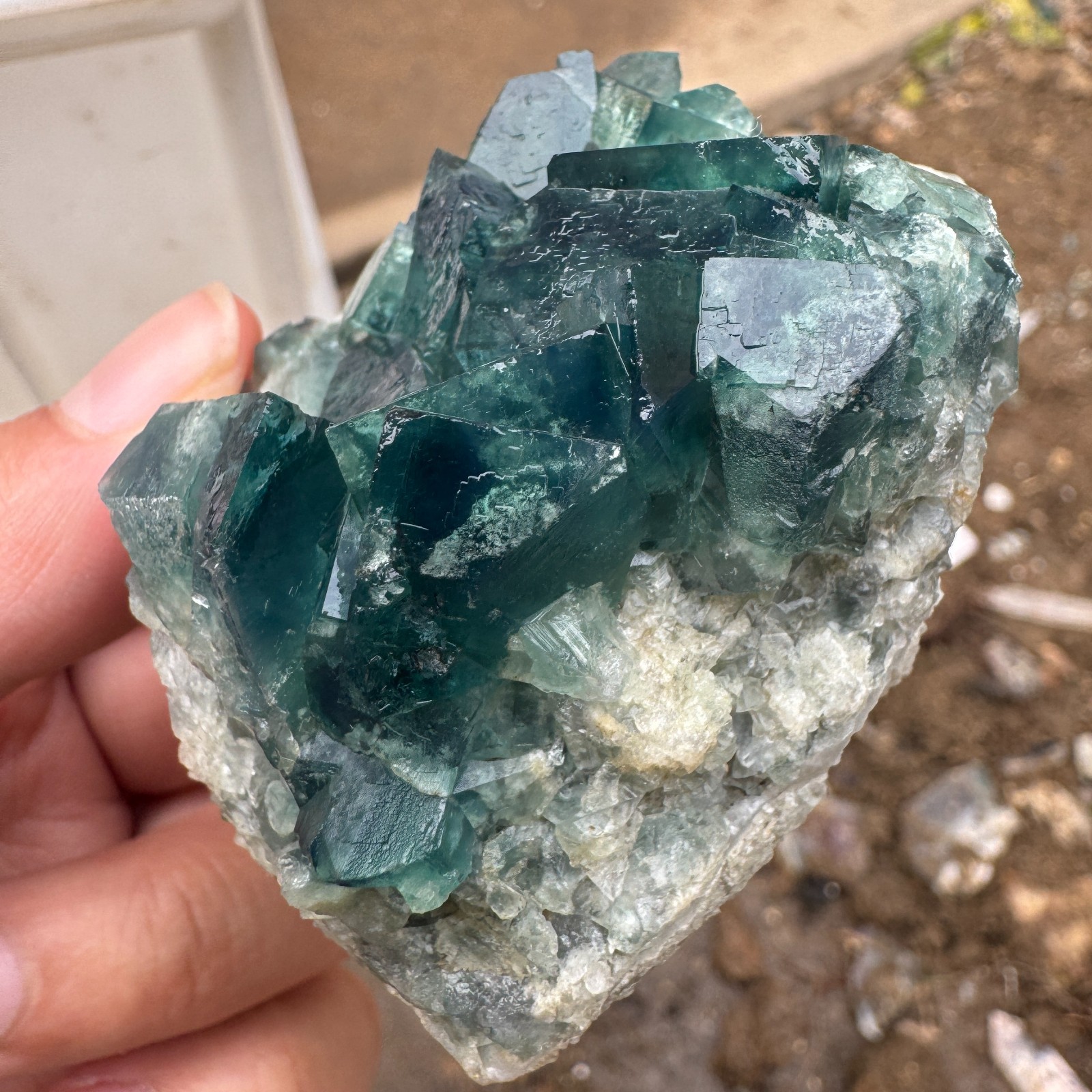 140G Natural cubic green fluorite crystal cluster rough mineral specimen Healing