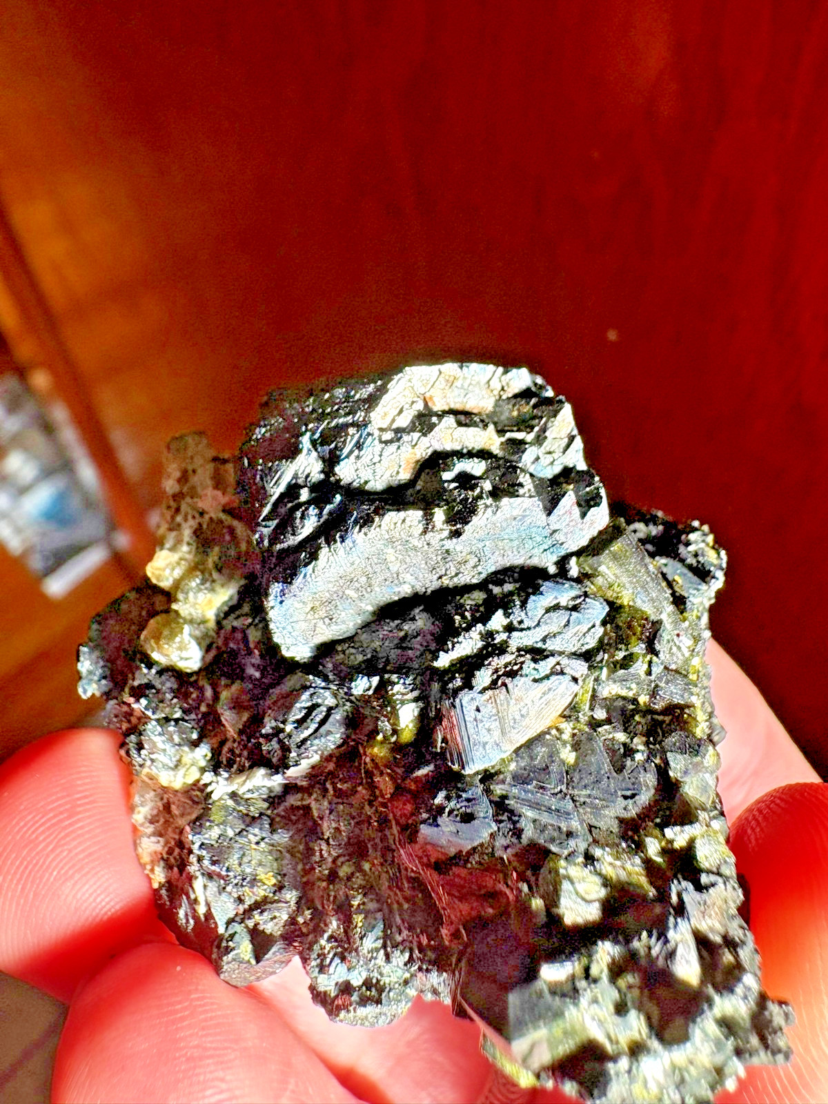 Magnetite, complex crystal, on Epidote, Cerro San Cristobal, Canete, Peru